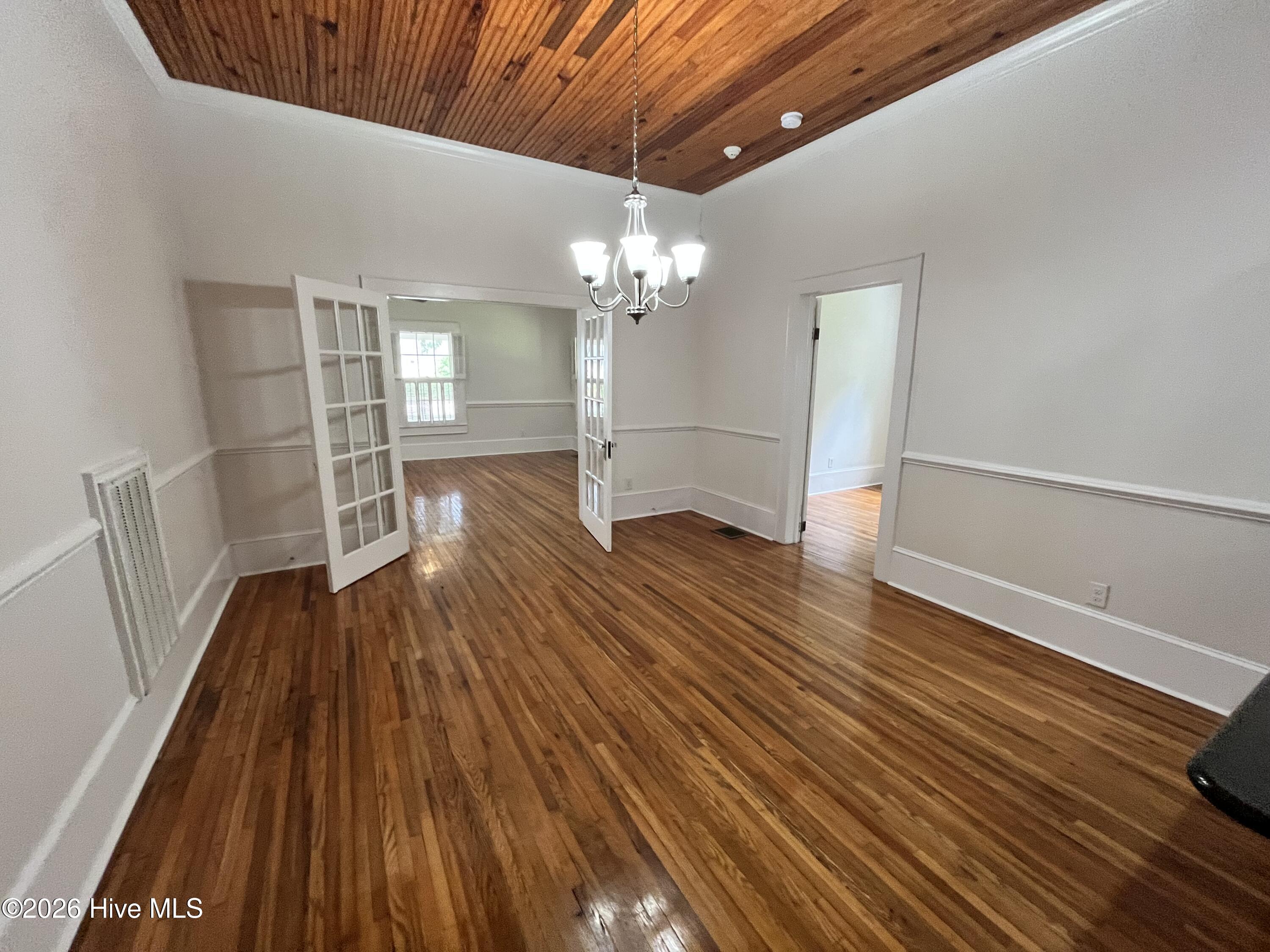 505 N Madison Street Property Photo 16