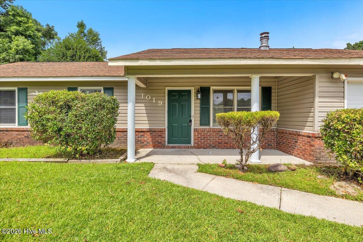 1019 Blue Leaf Place Property Photo 1