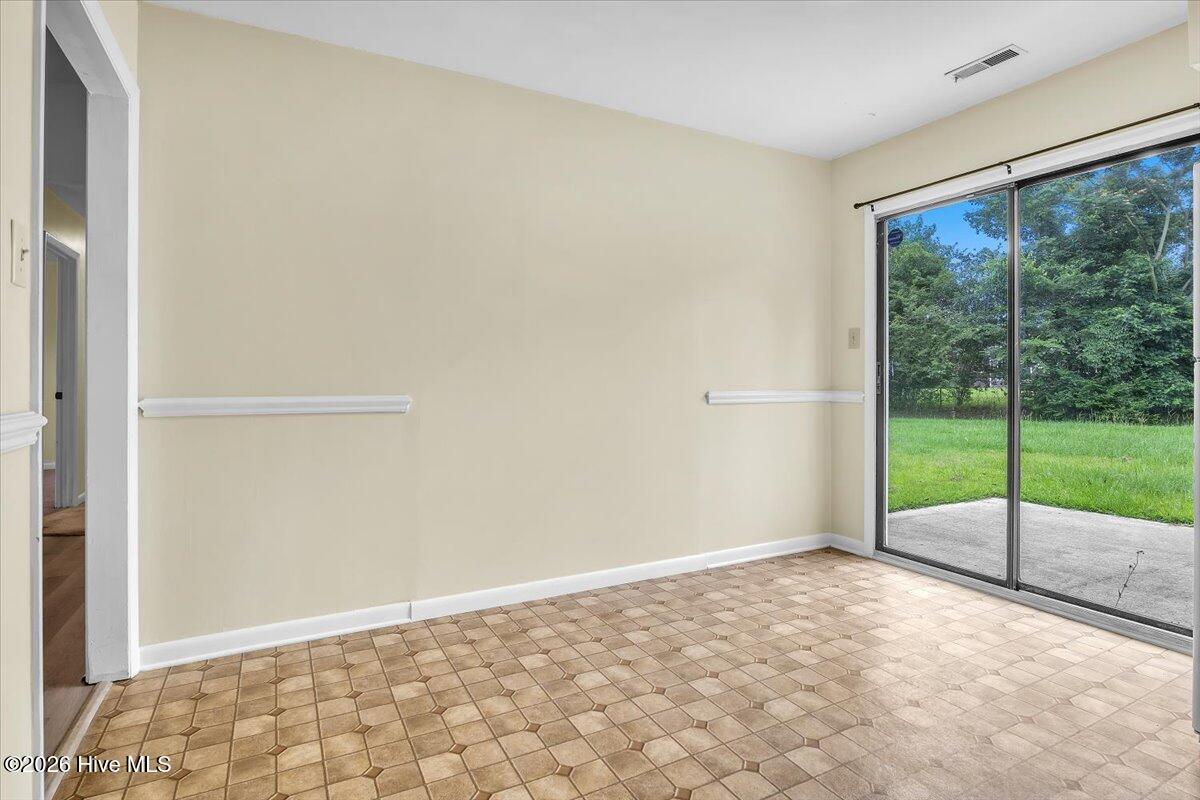 1019 Blue Leaf Place Property Photo 14