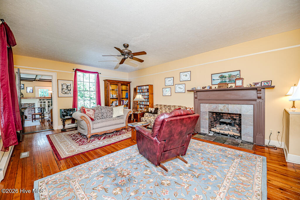 524 Carthage Street Property Photo 14