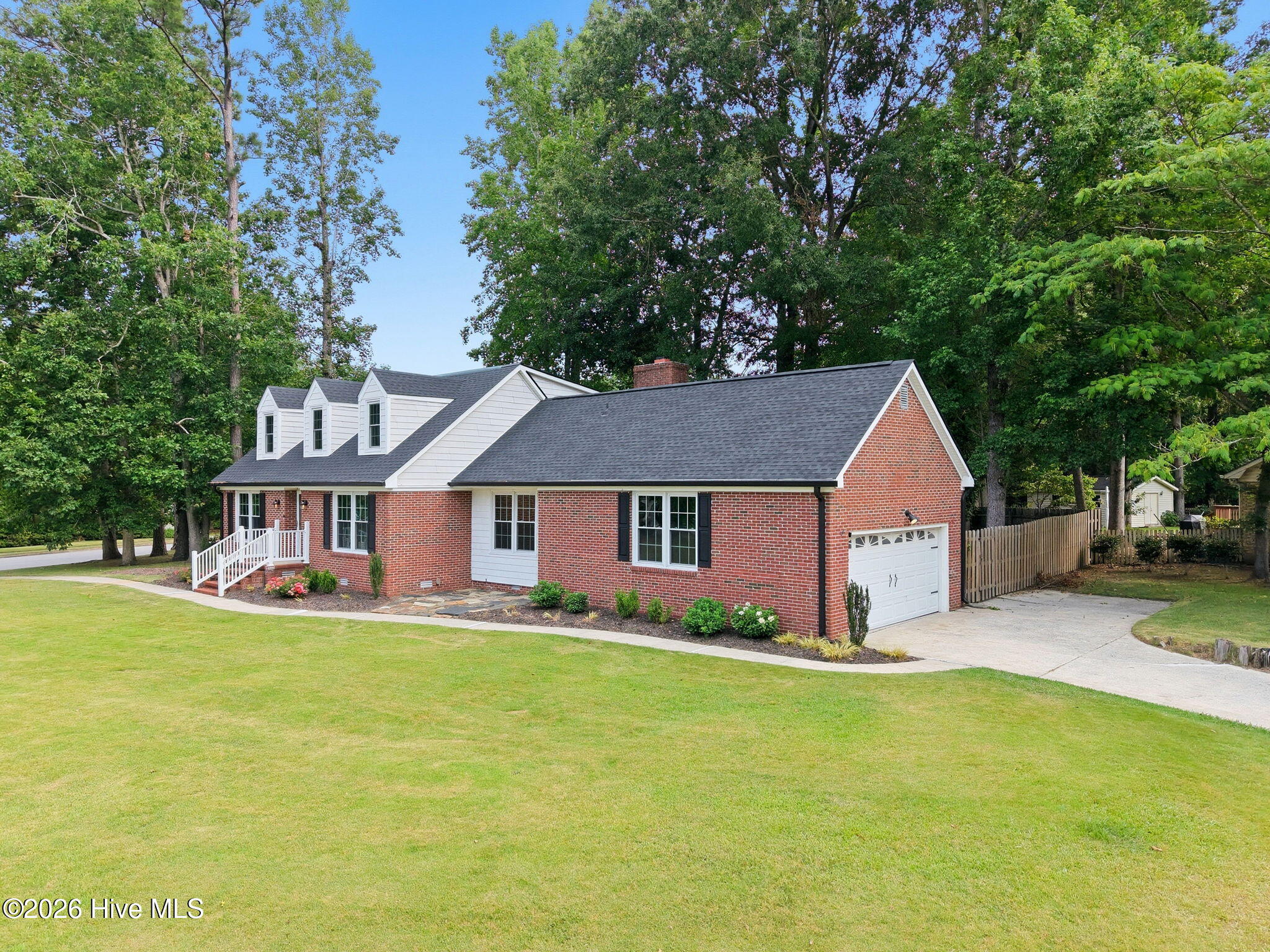 101 Epworth Drive Property Photo 3
