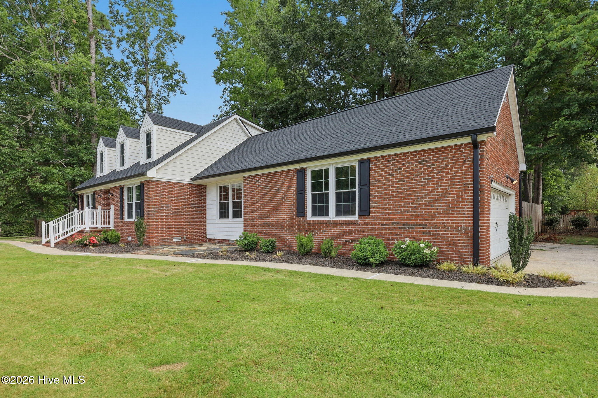 101 Epworth Drive Property Photo 6