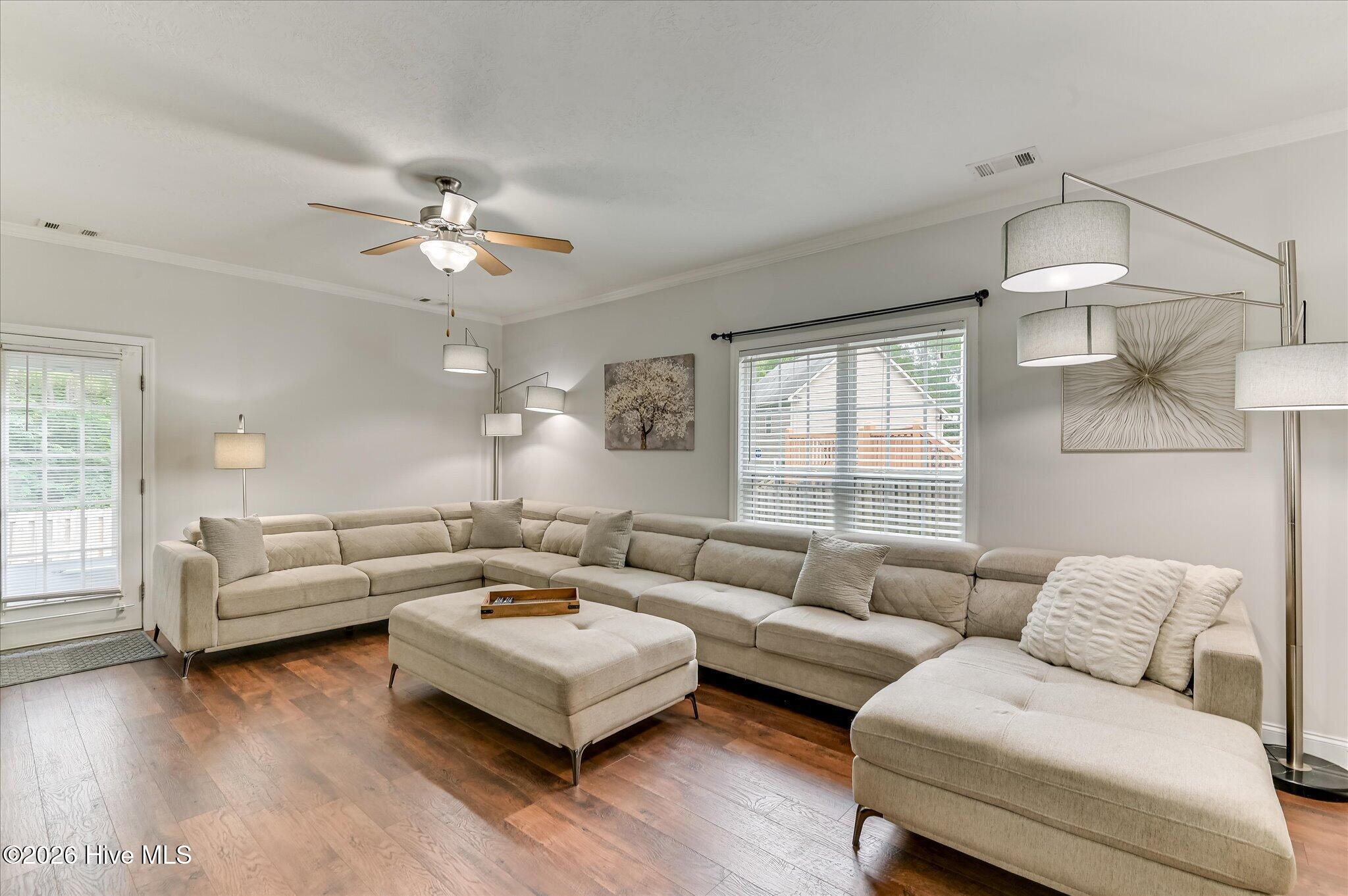 3307 Bingham Court Property Photo 7