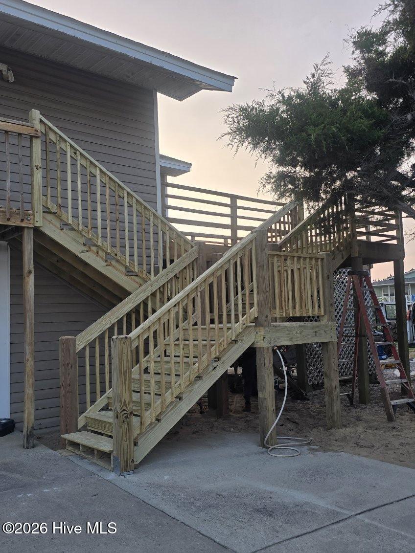 930 E Beach Drive Property Photo 4
