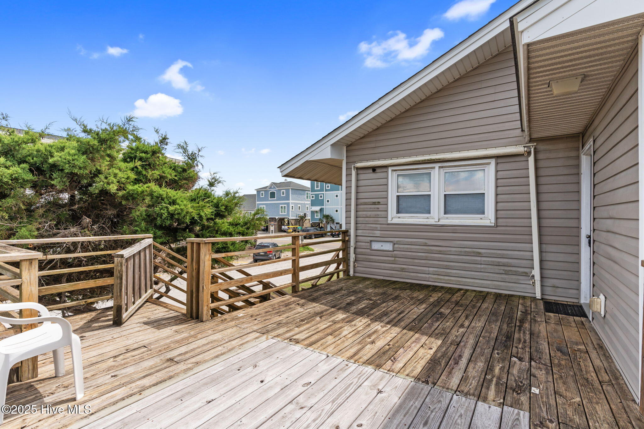930 E Beach Drive Property Photo 17