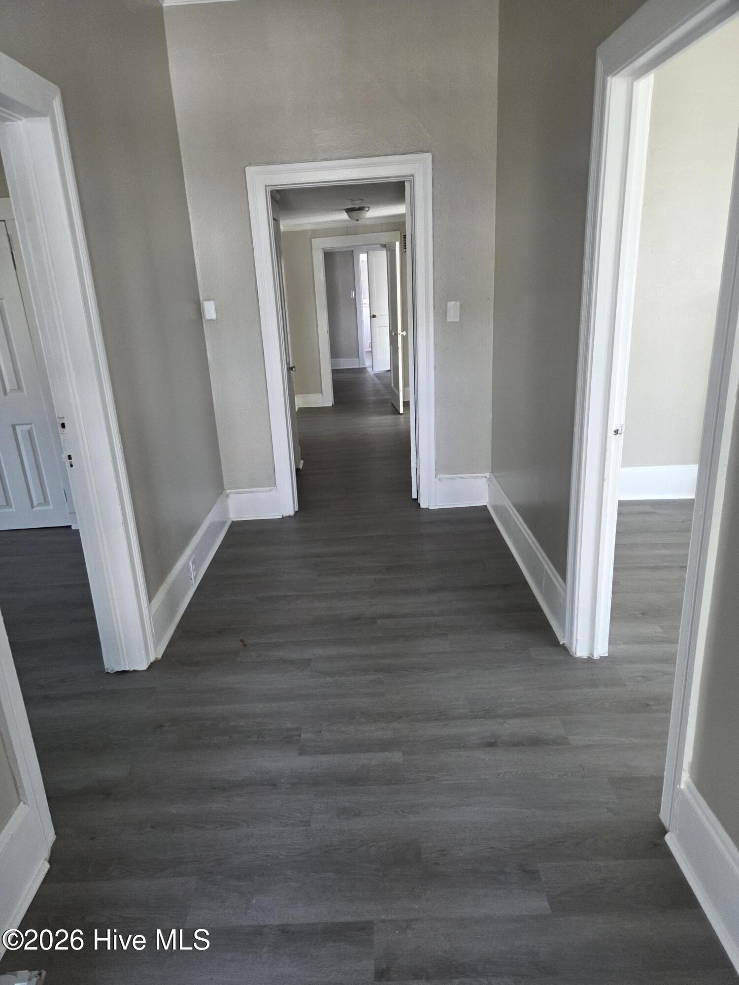 109 E Grainger Avenue Property Photo 3