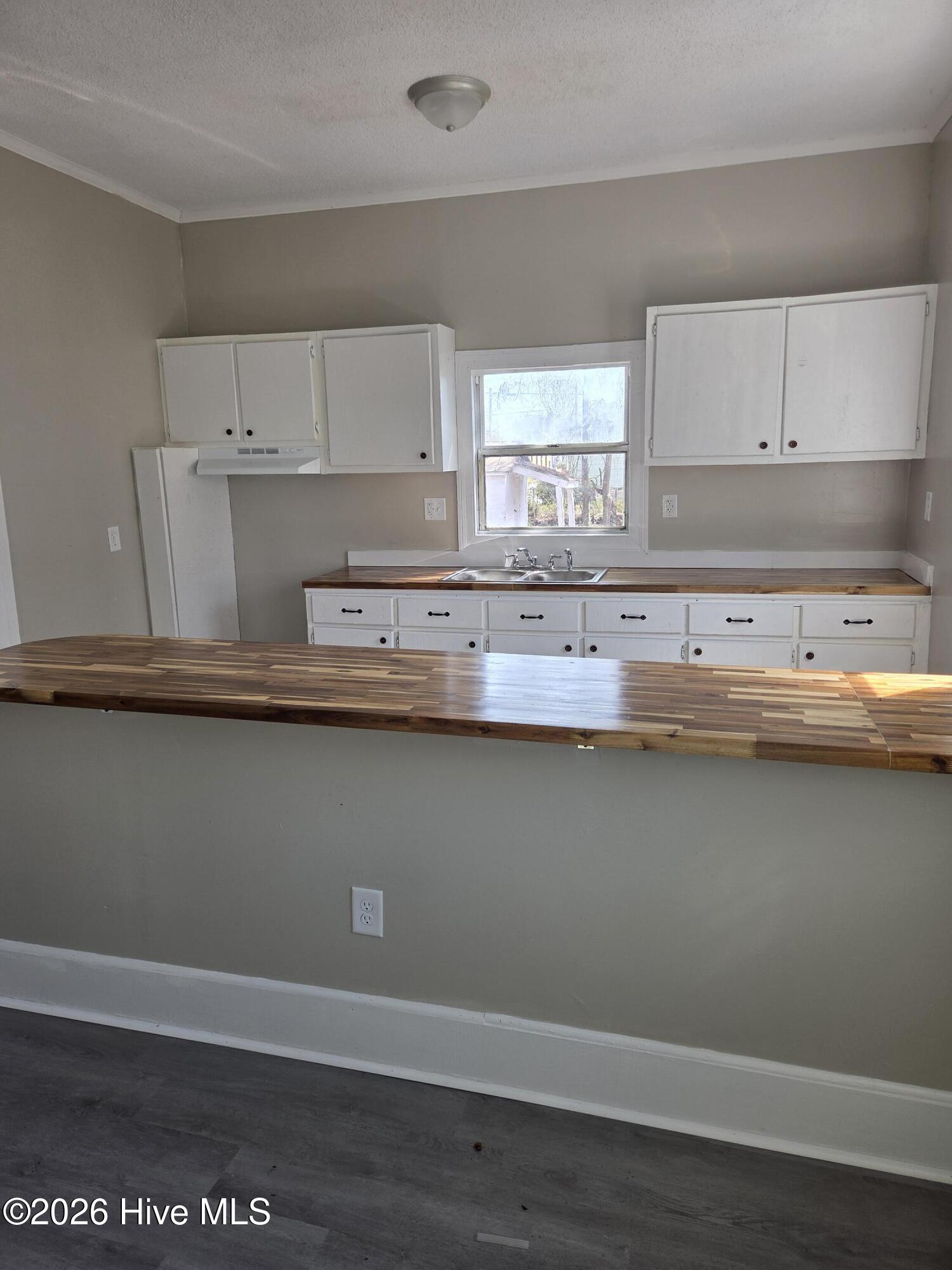 109 E Grainger Avenue Property Photo 8