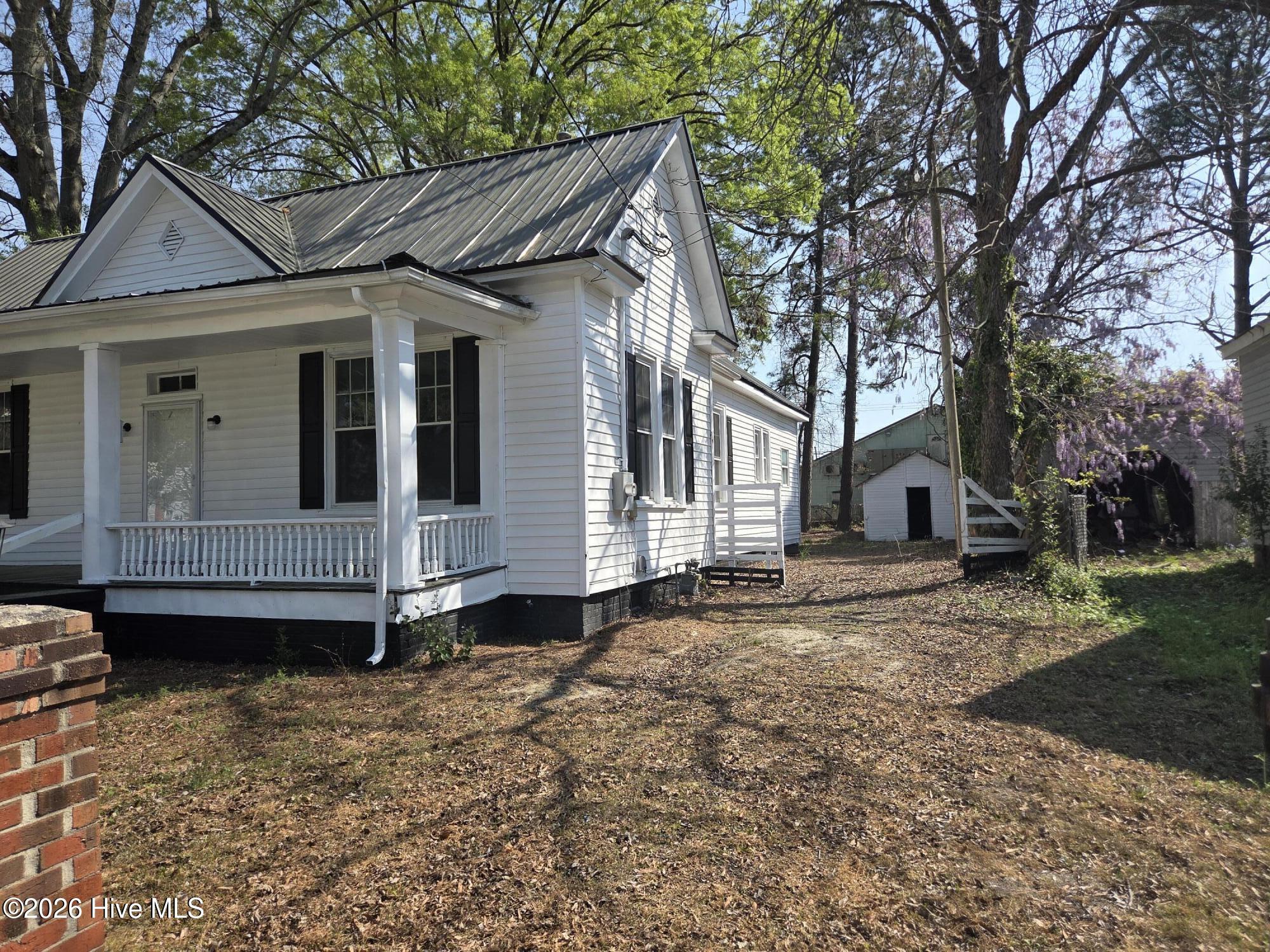109 E Grainger Avenue Property Photo 16