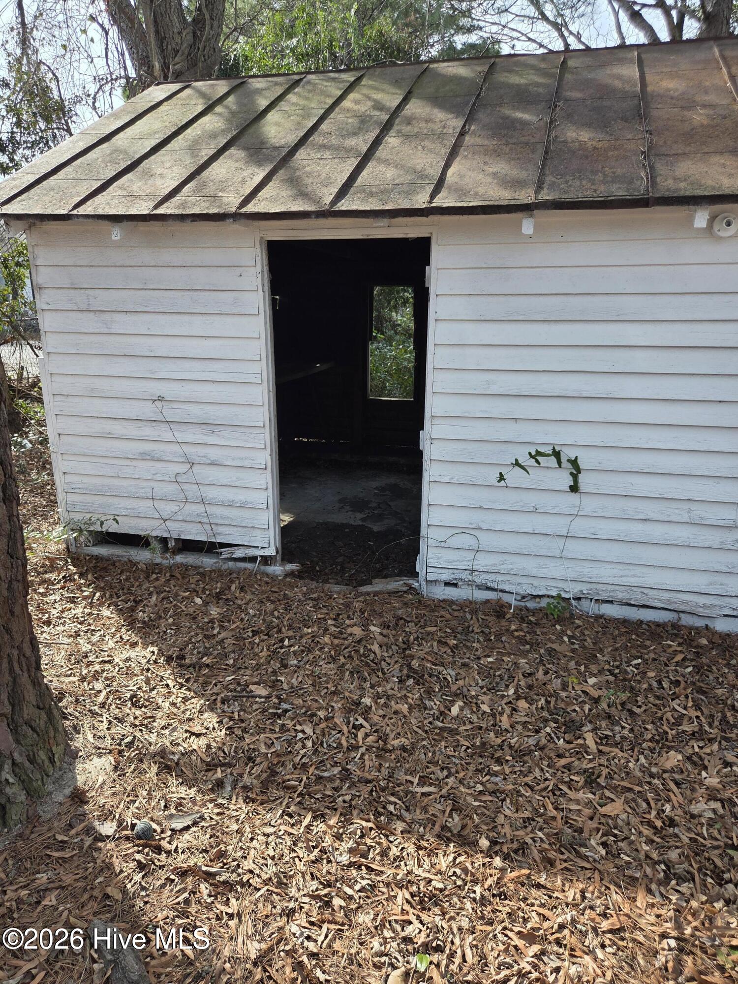 109 E Grainger Avenue Property Photo 17