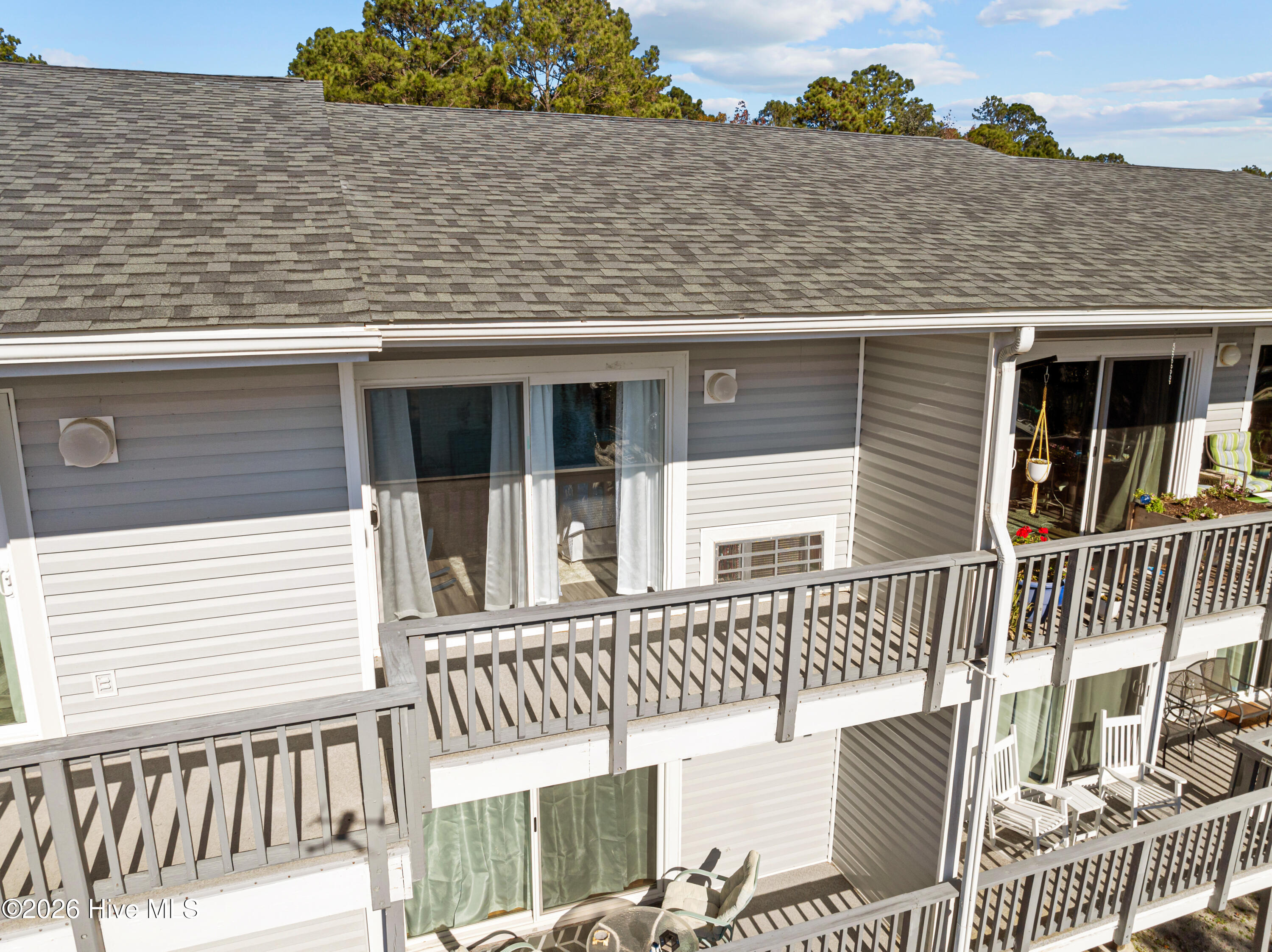 2213 Harbourside Drive Property Photo 19