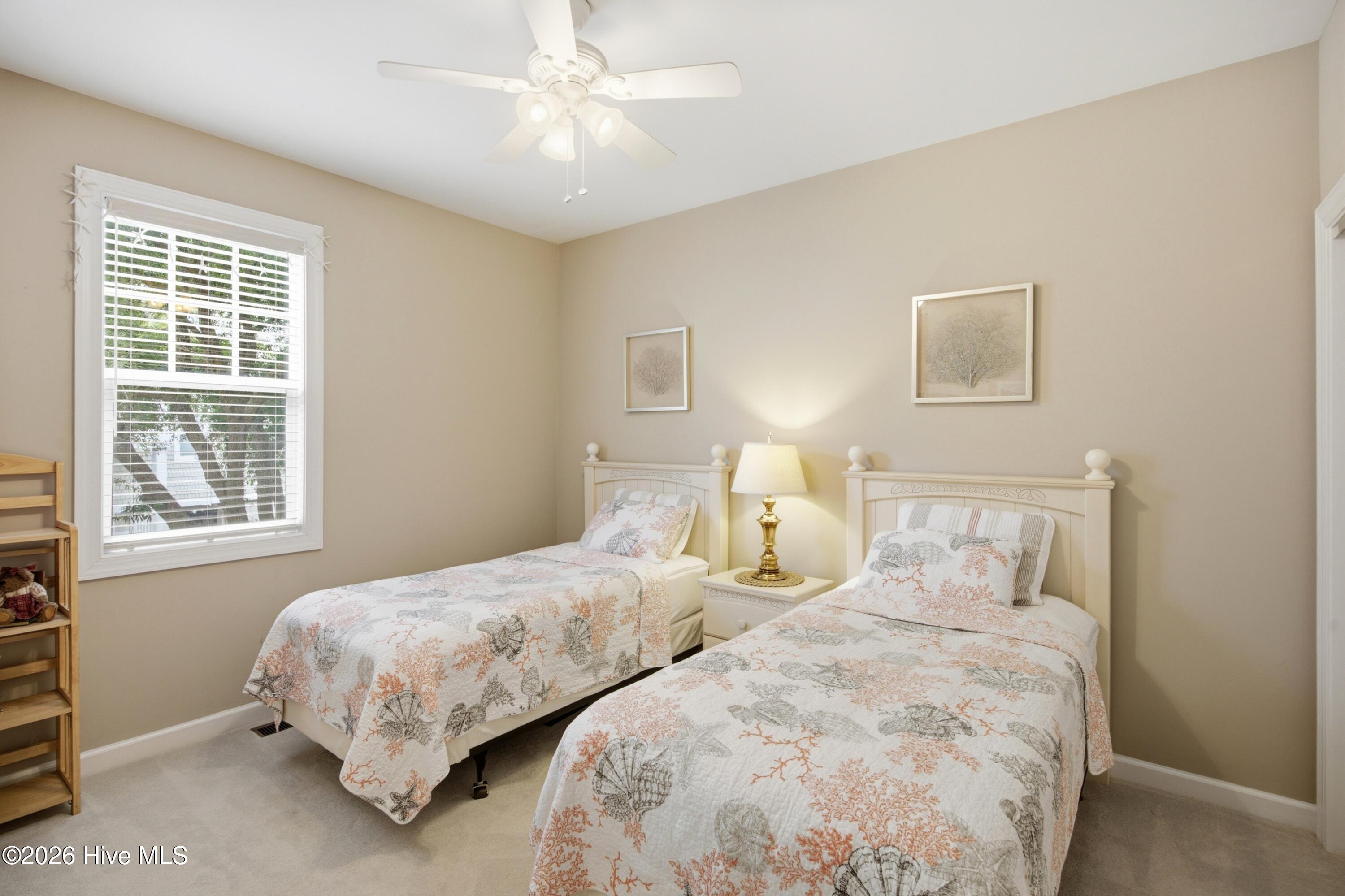 610 W Brown Street Apt E Property Photo 19