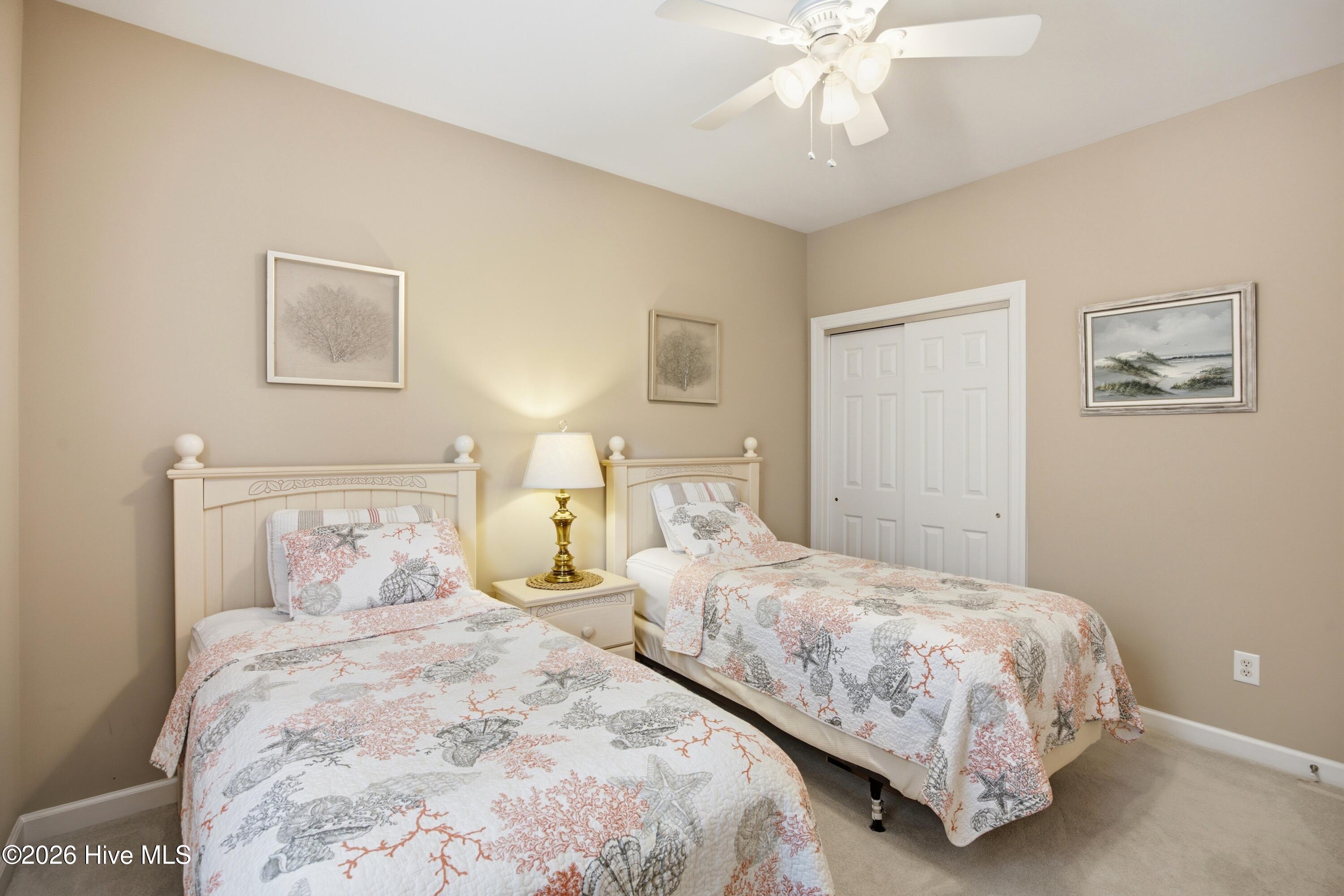 610 W Brown Street Apt E Property Photo 20