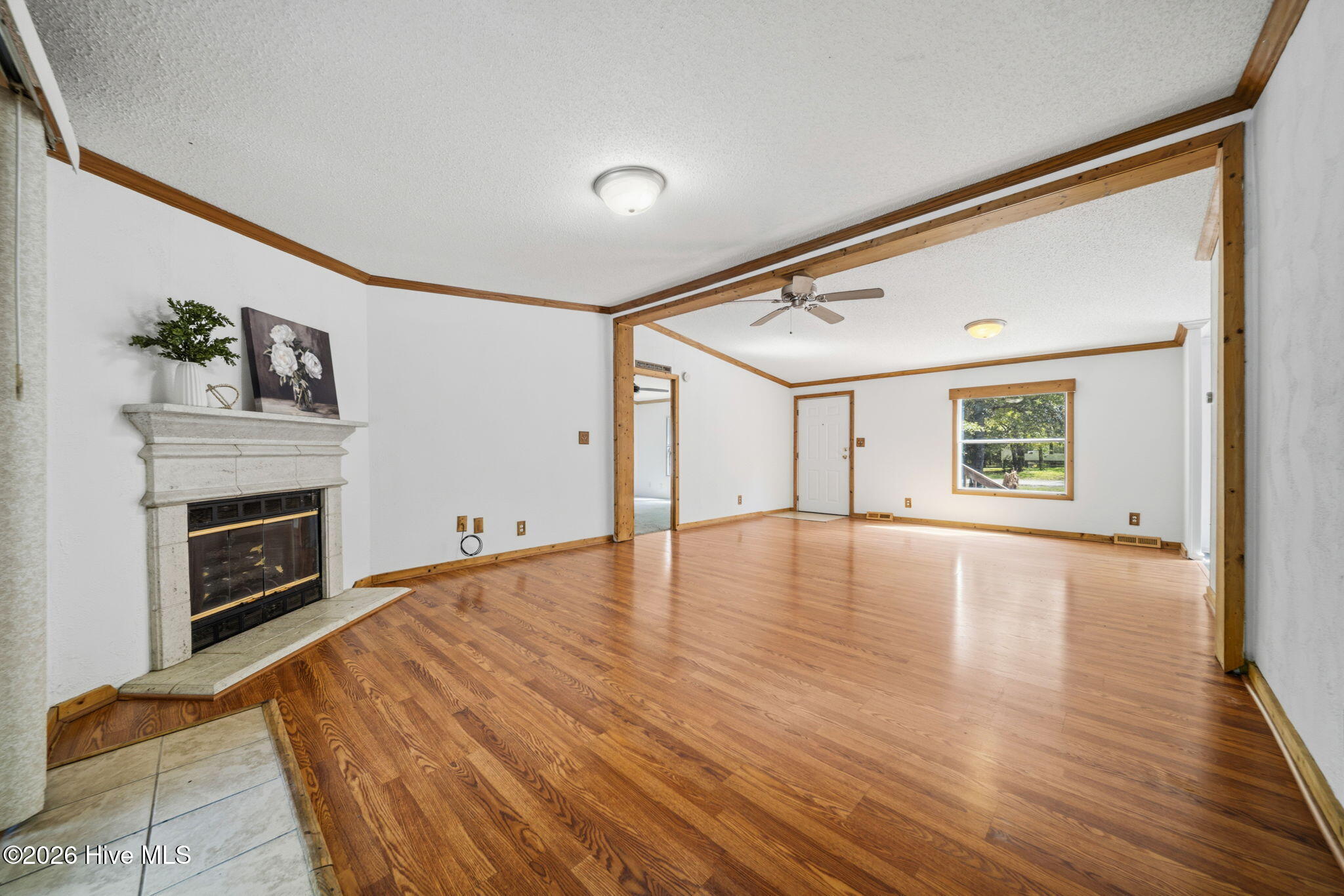 63 Warwick Court Property Photo 10