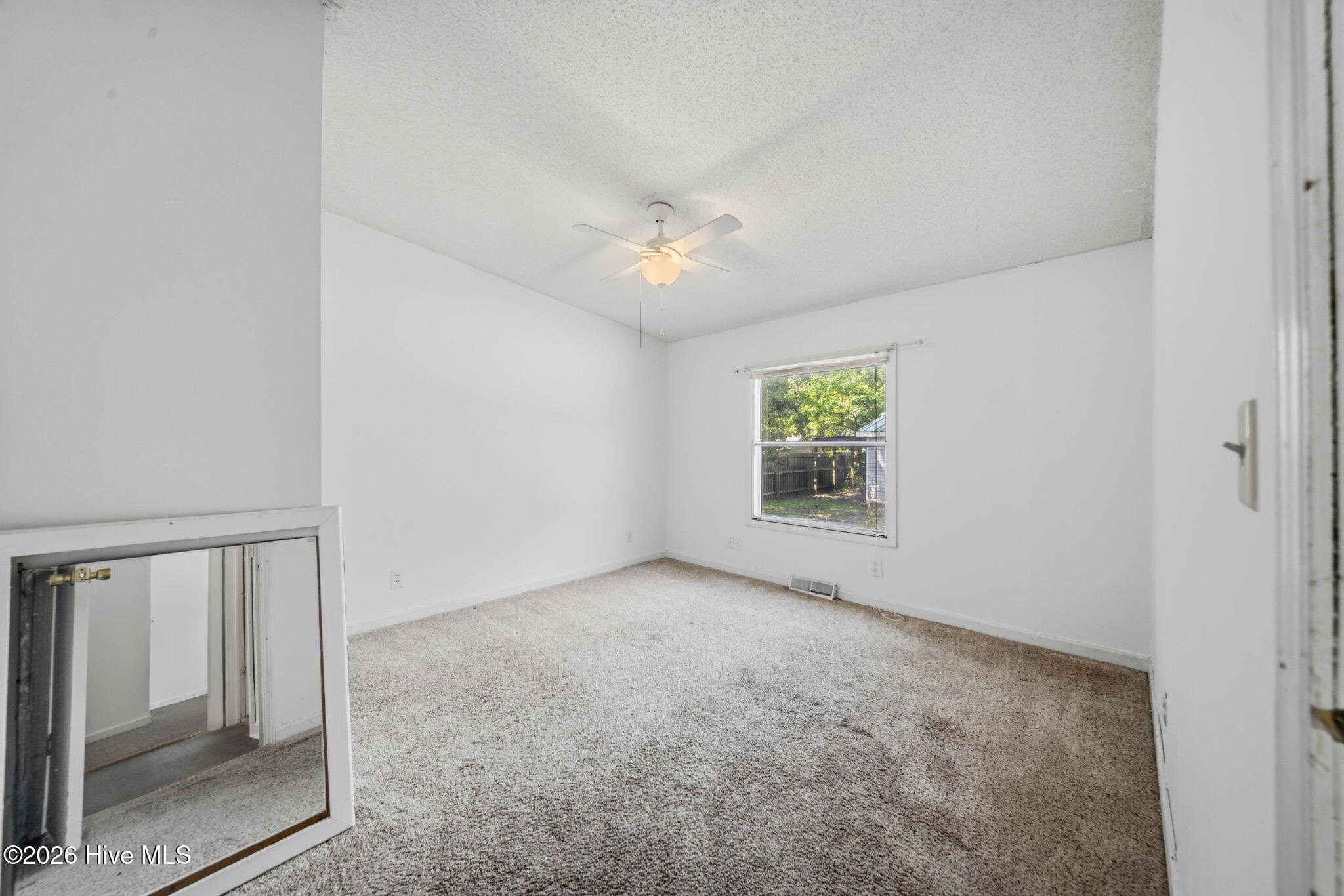 63 Warwick Court Property Photo 19