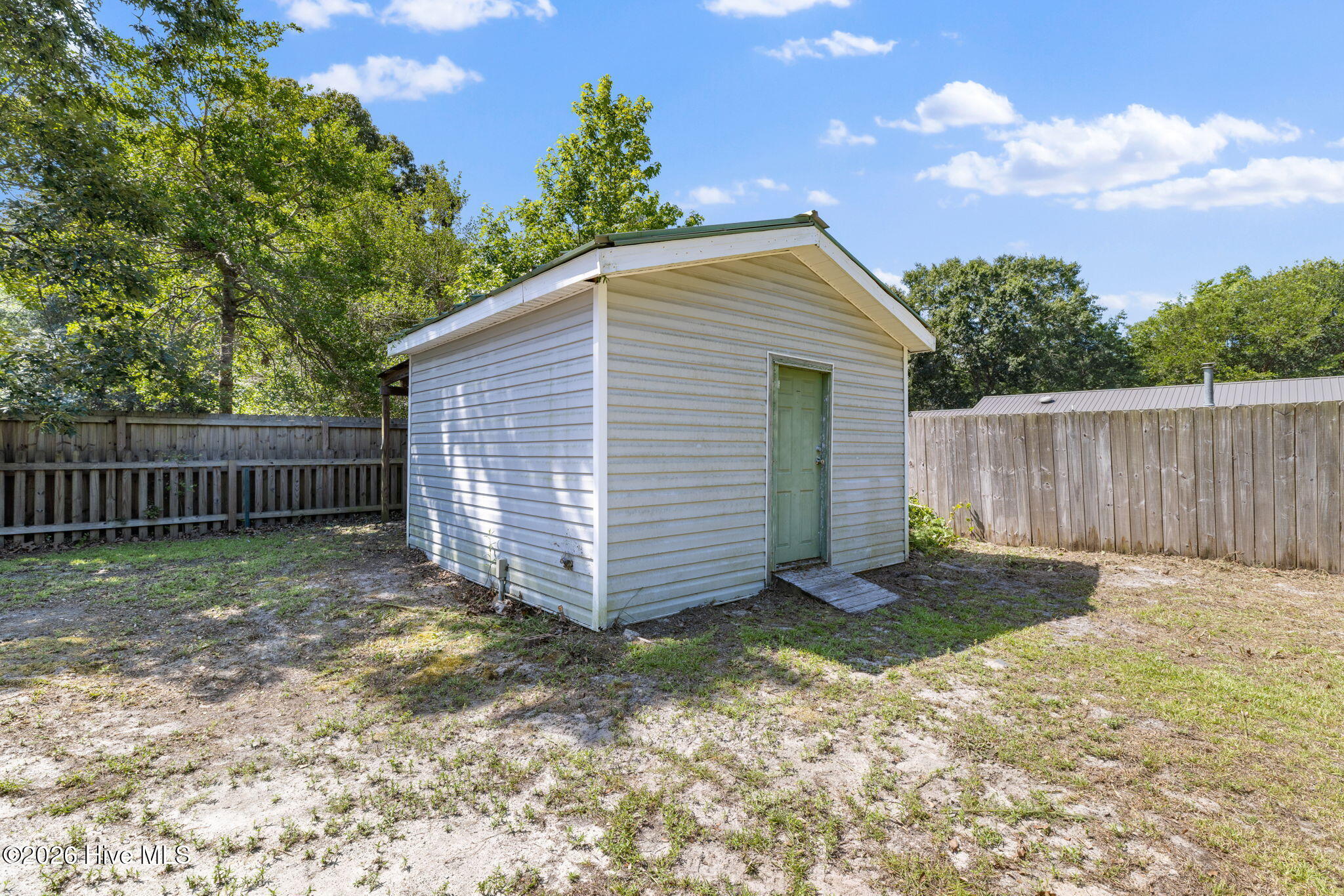 63 Warwick Court Property Photo 27