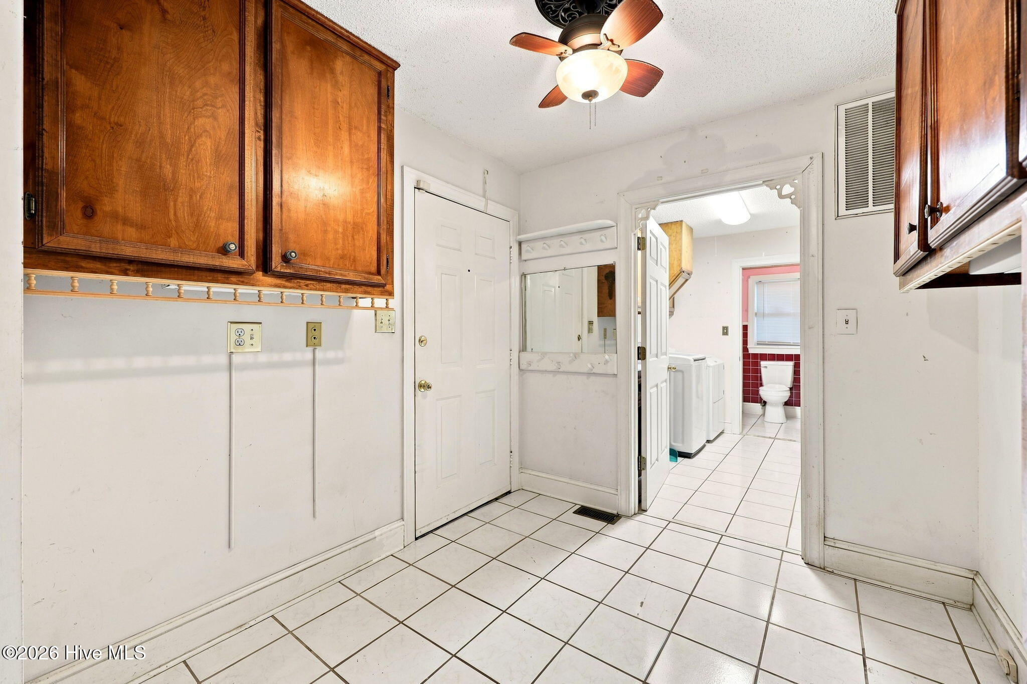 303 Harvey Circle Property Photo 25
