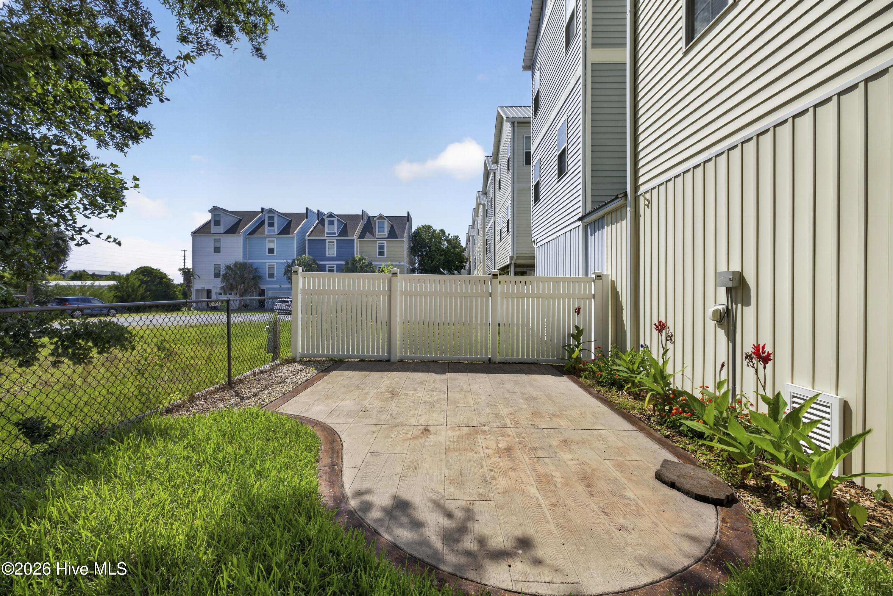 202 Bridgeview Court A Property Photo 24