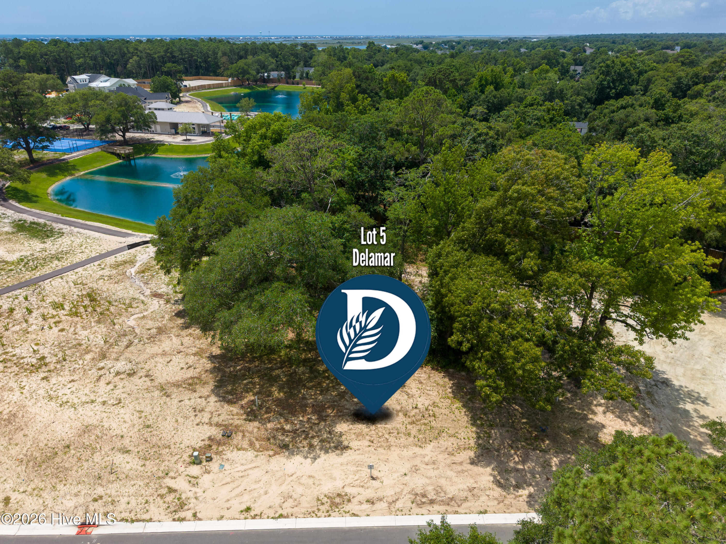126 E Wayfinder Lane