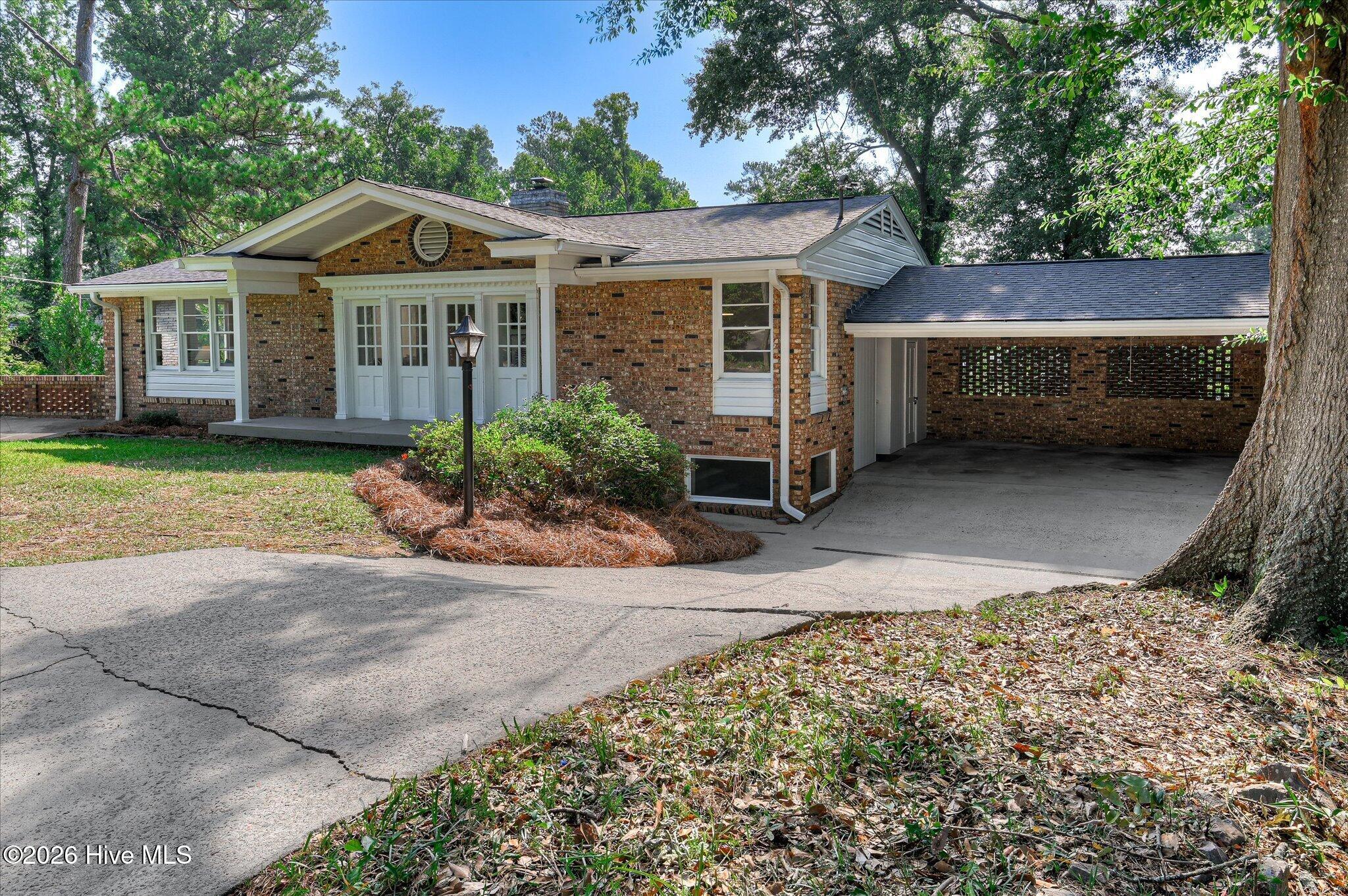 502 Arnlee Way Property Photo 2