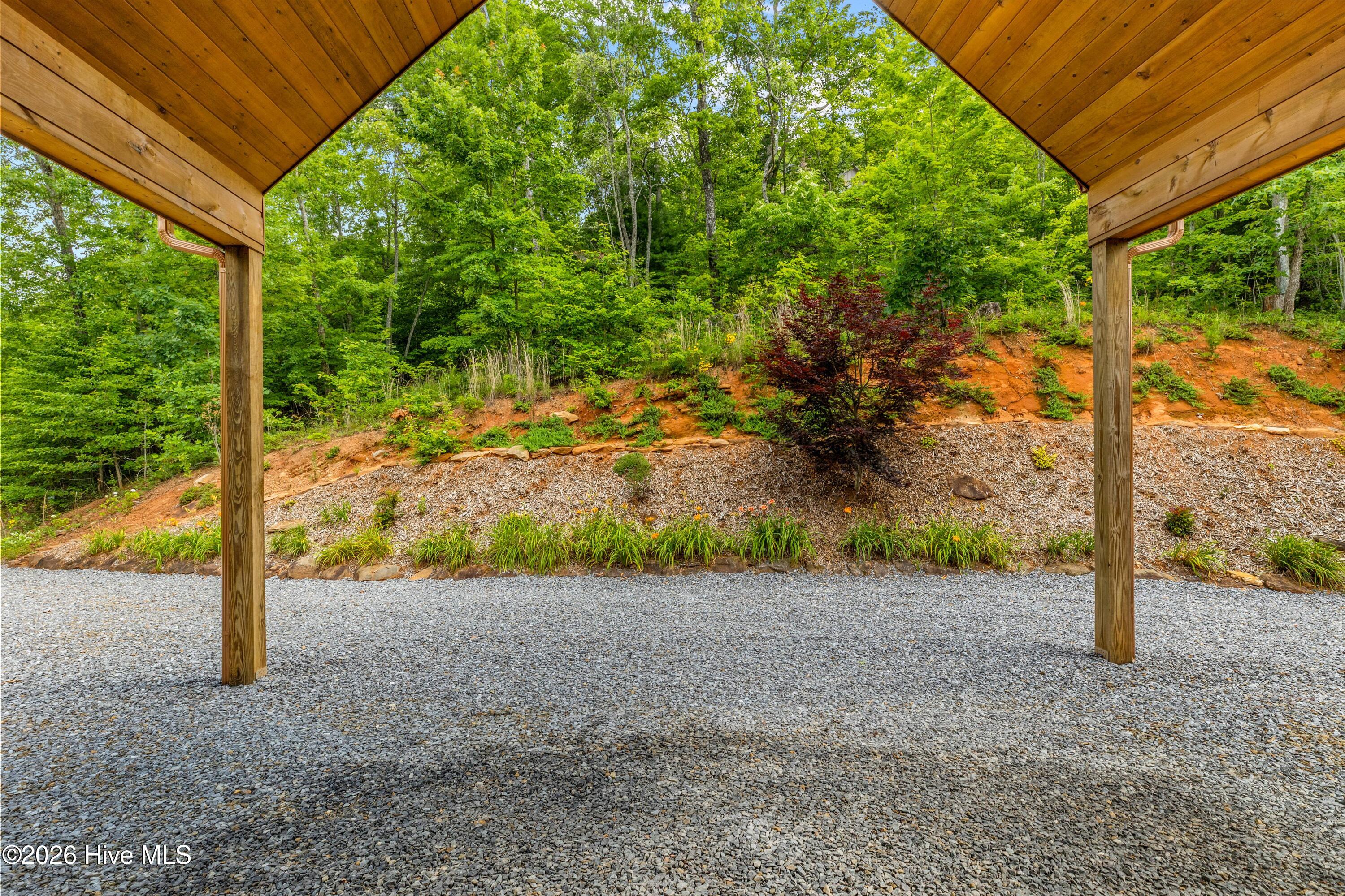 105 Noble Mountain Landing Property Photo 13