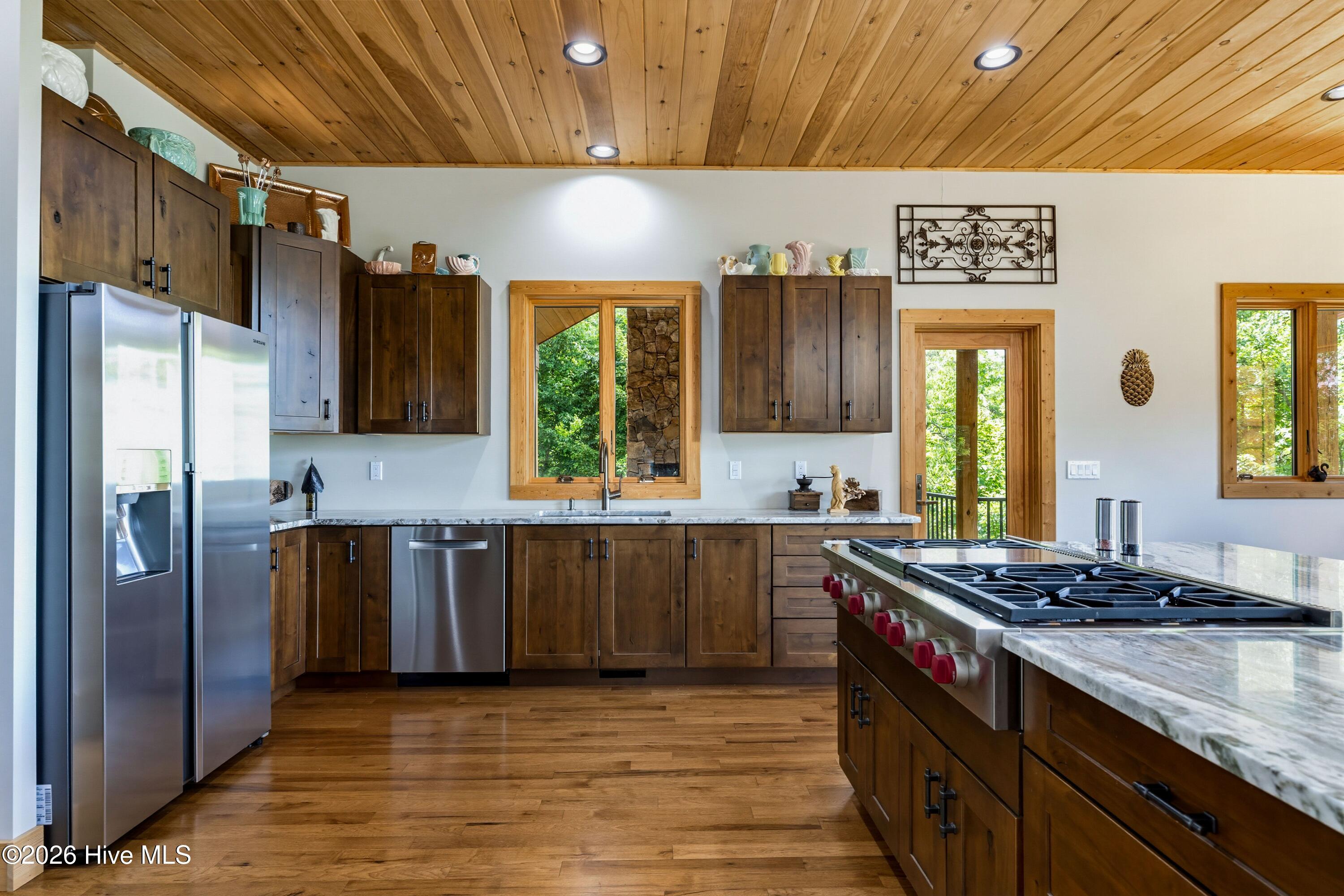 105 Noble Mountain Landing Property Photo 17