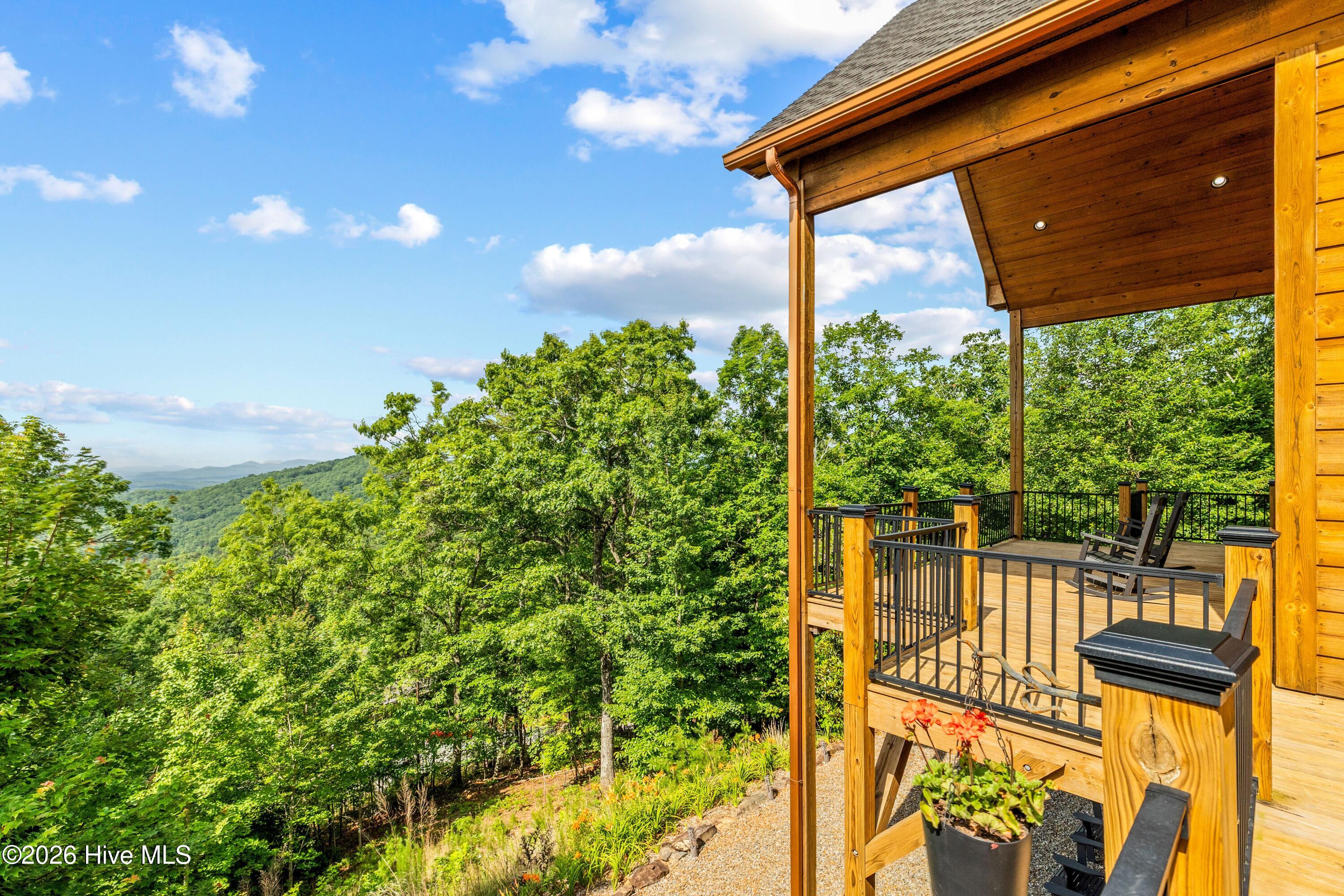 105 Noble Mountain Landing Property Photo 33