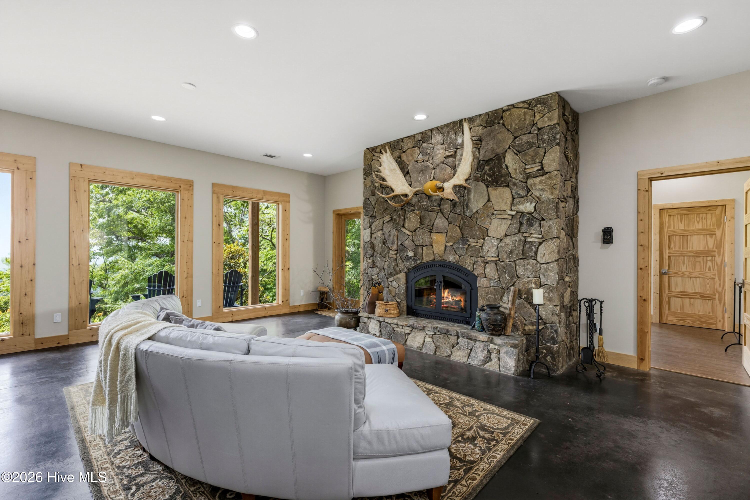 105 Noble Mountain Landing Property Photo 40