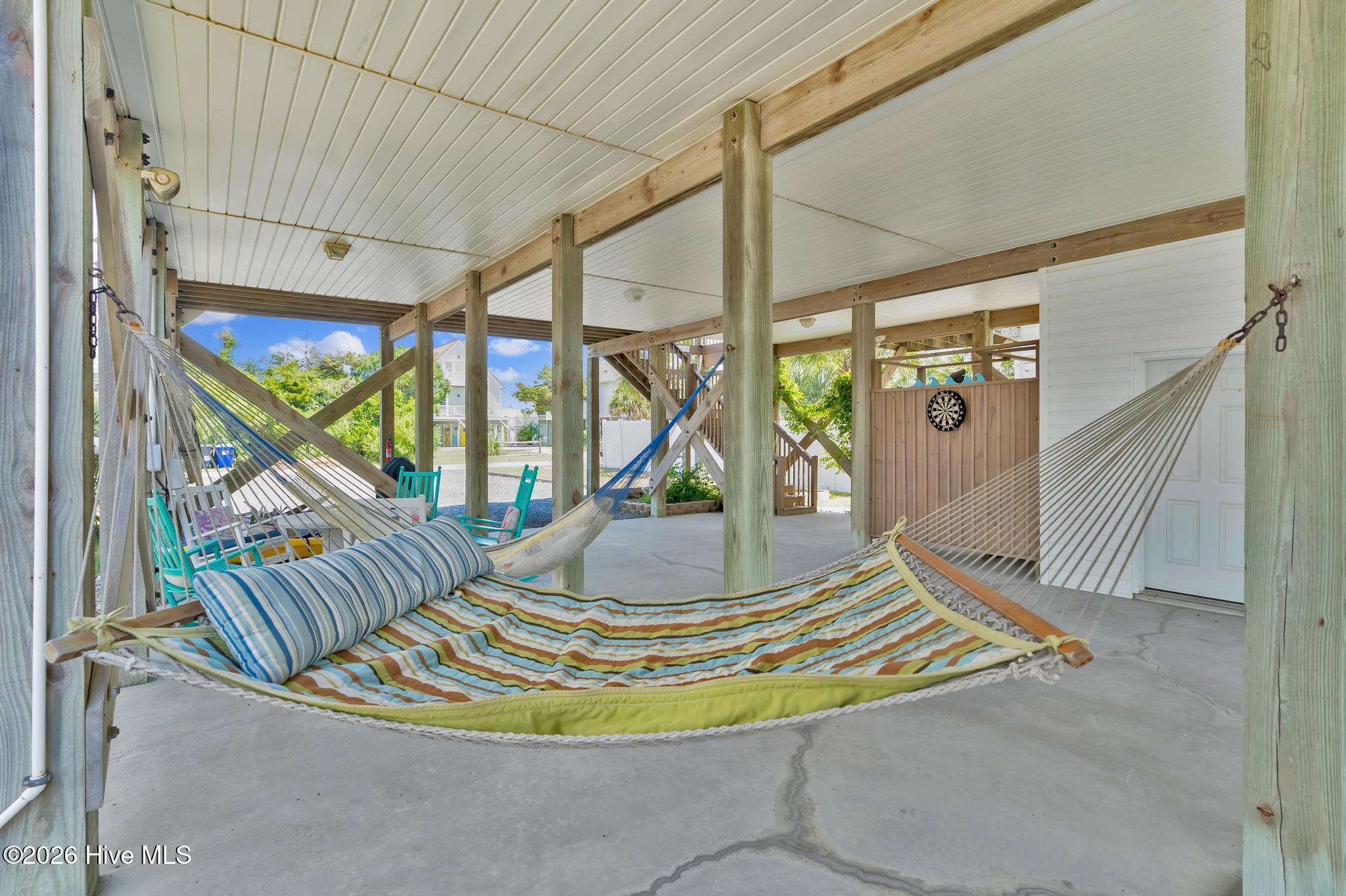 108 W Dolphin Drive Property Photo 37