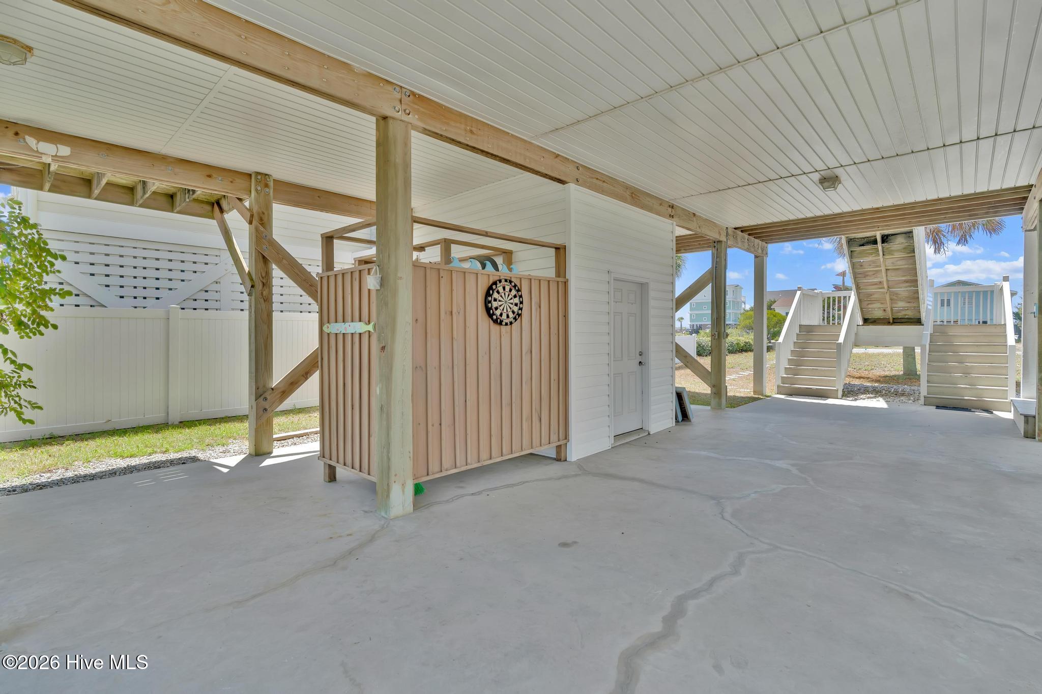 108 W Dolphin Drive Property Photo 38