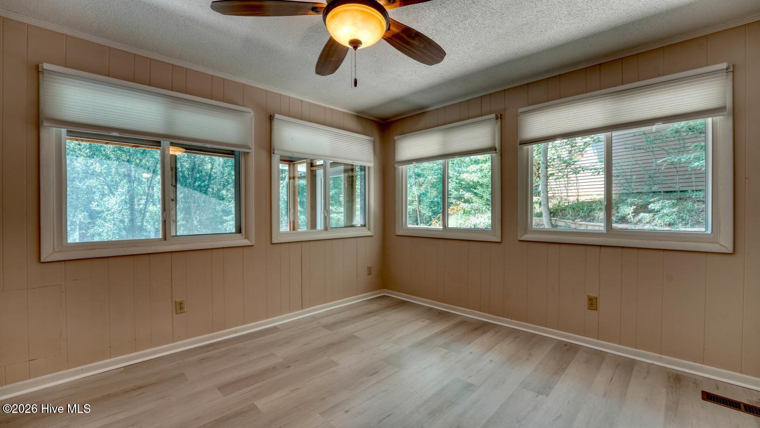 12 Lonesome Pine Road Property Photo 6