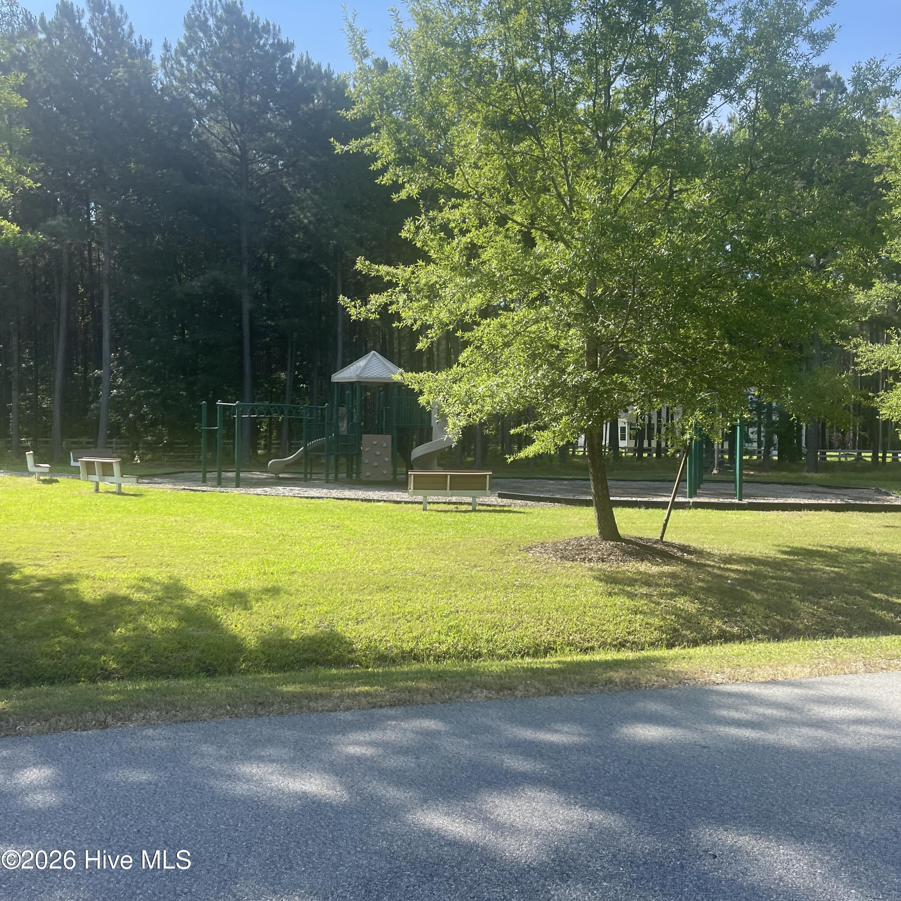 708 Batts Island Road Property Photo 5