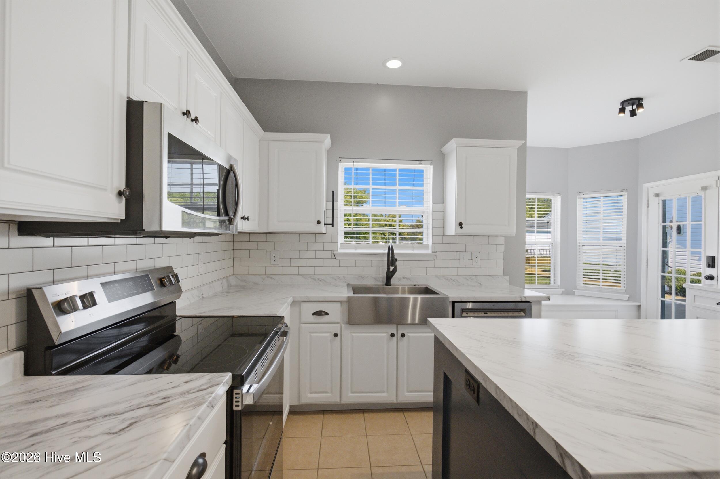 138 Dock Landing Loop Property Photo 11