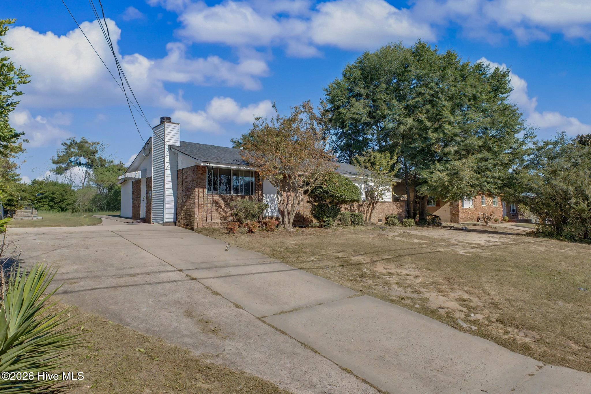 2709 Lumpkin Road Property Photo 1