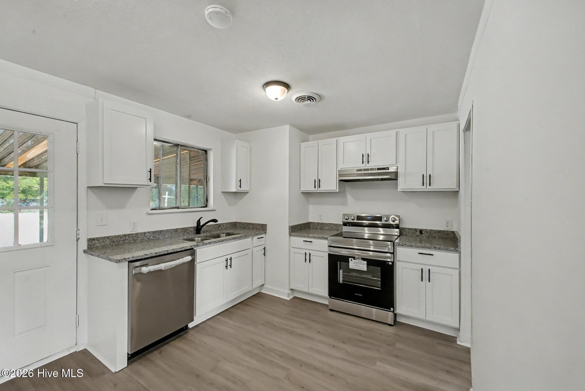 2709 Lumpkin Road Property Photo 5