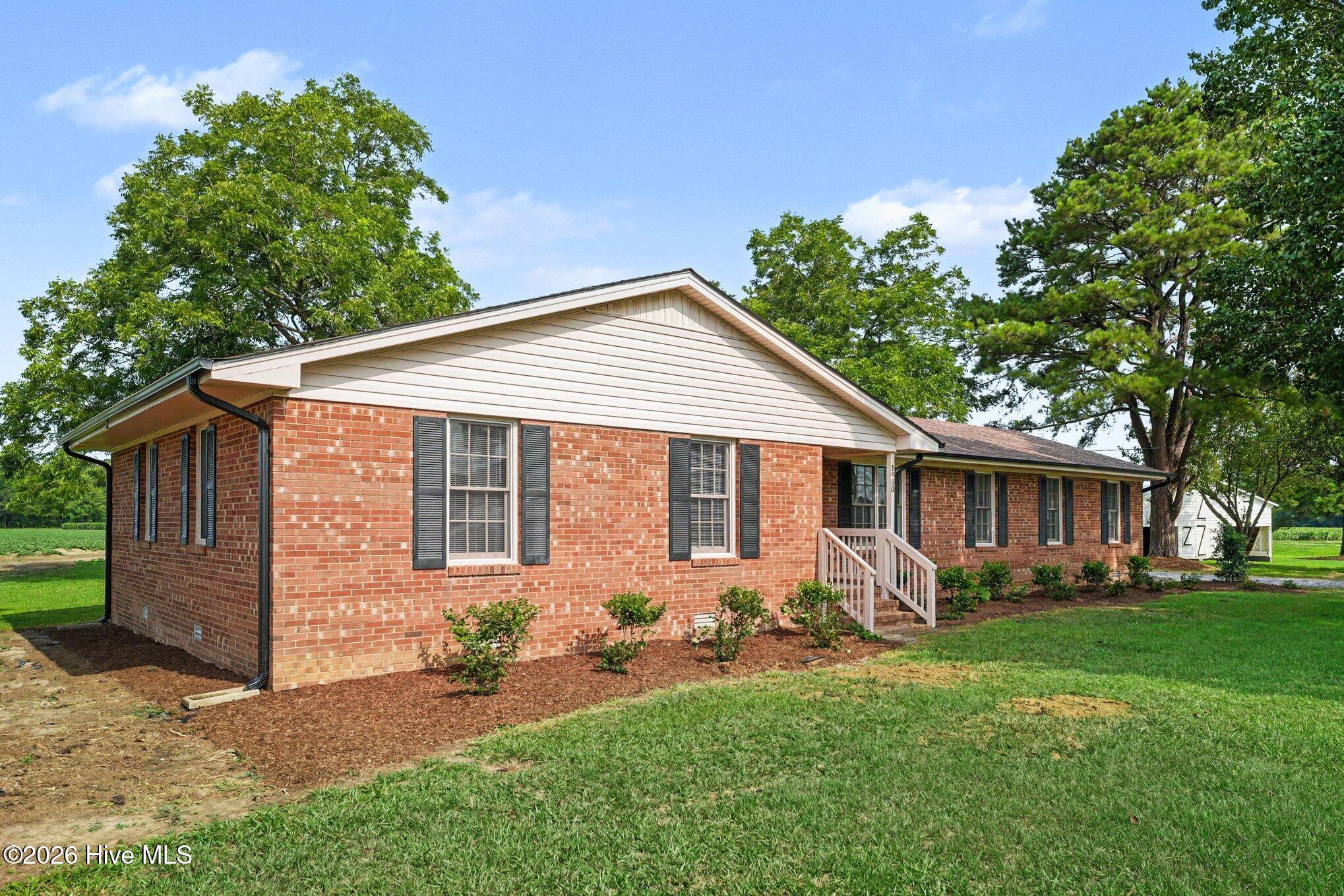 1900 Wc Braswell Road Property Photo 2