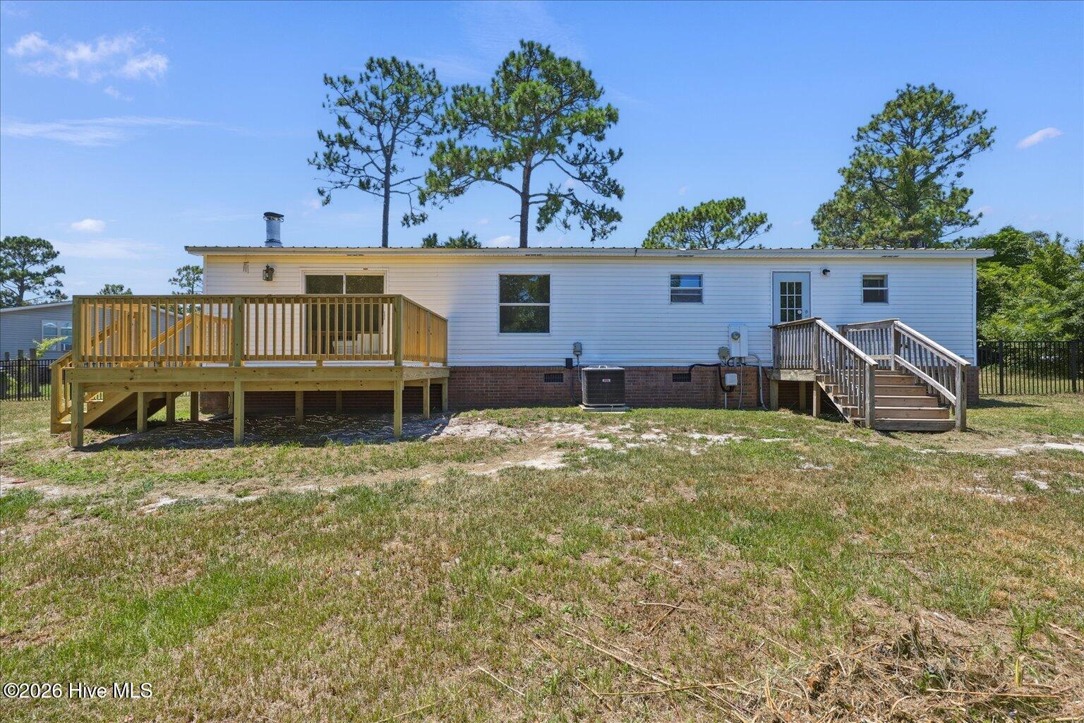 216 Oak Grove Drive Property Photo 4