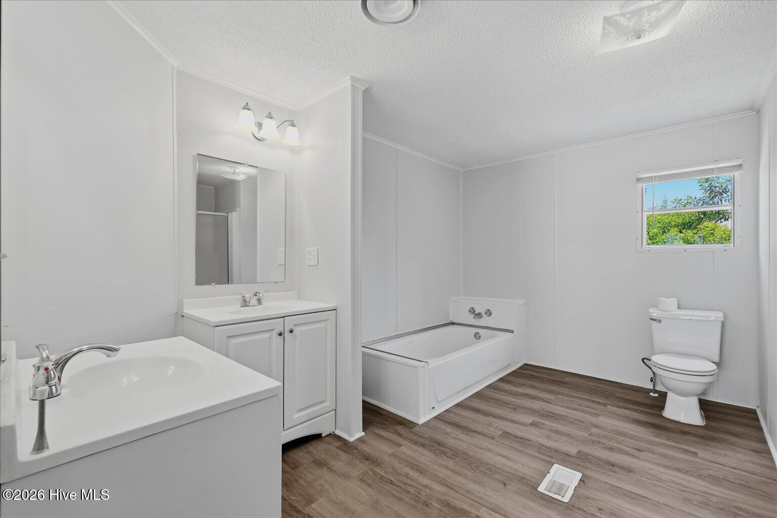 216 Oak Grove Drive Property Photo 26