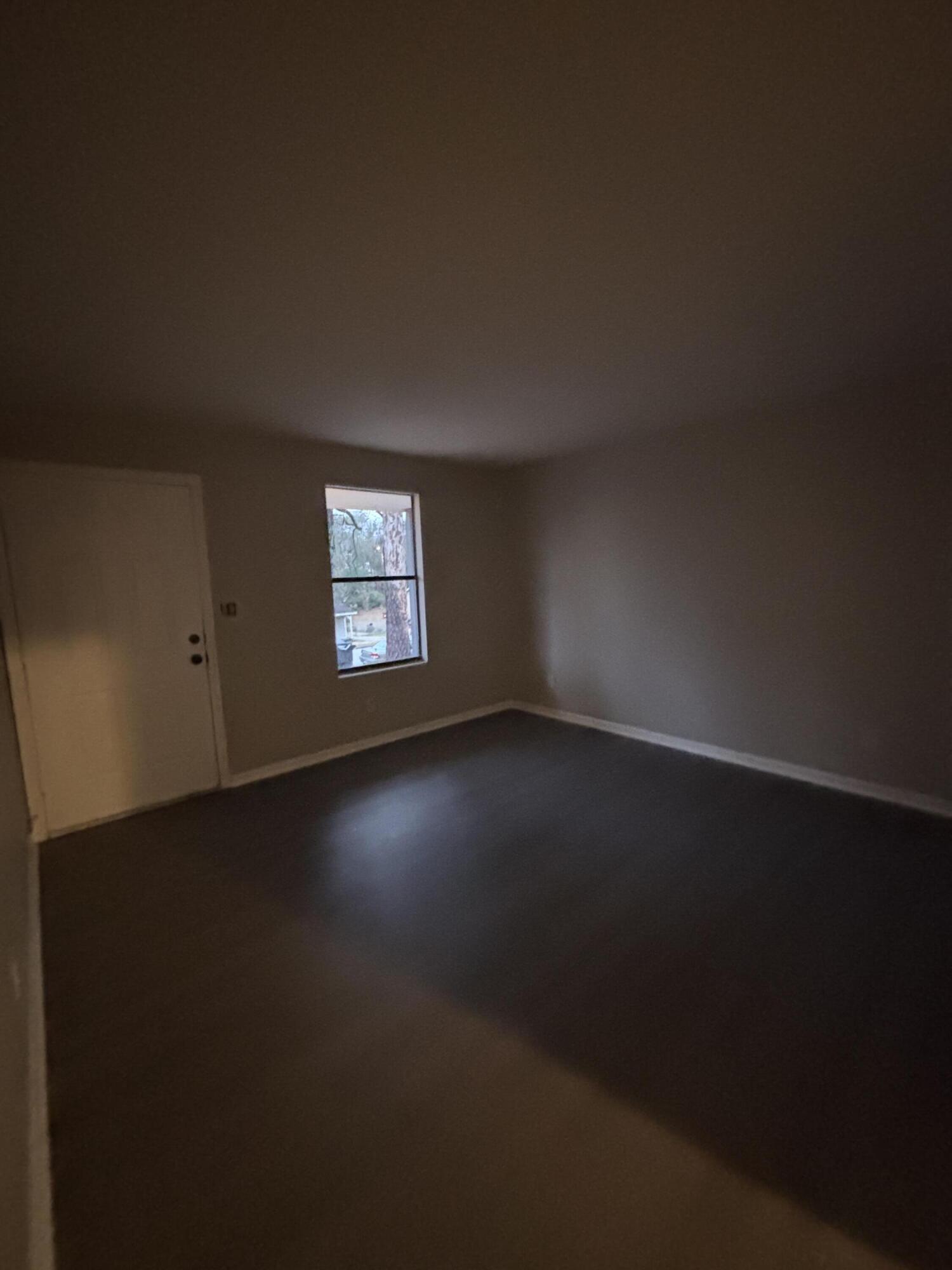2408 Friar Lane Property Photo 4
