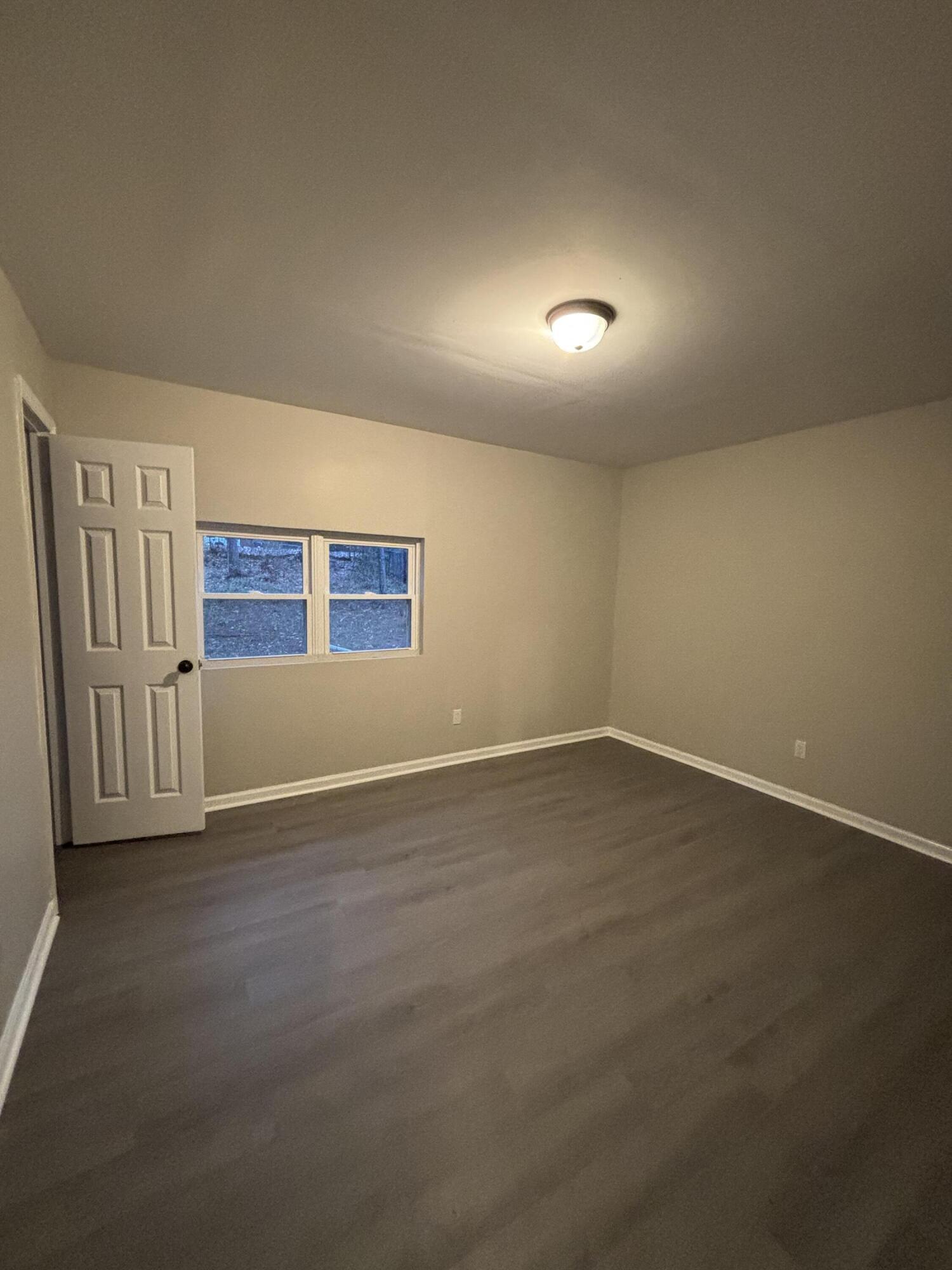 2408 Friar Lane Property Photo 8