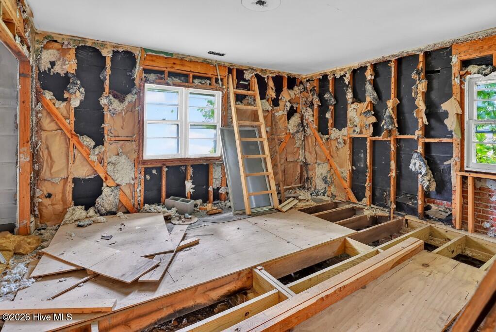 8514 Main Street Property Photo 7