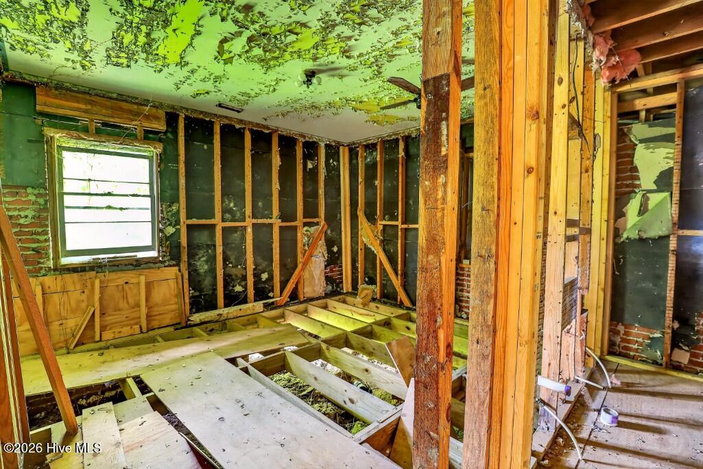 8514 Main Street Property Photo 8