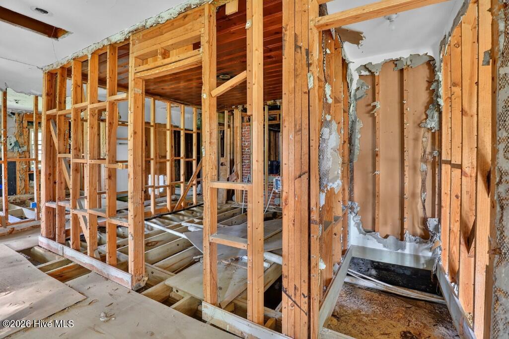 8514 Main Street Property Photo 9