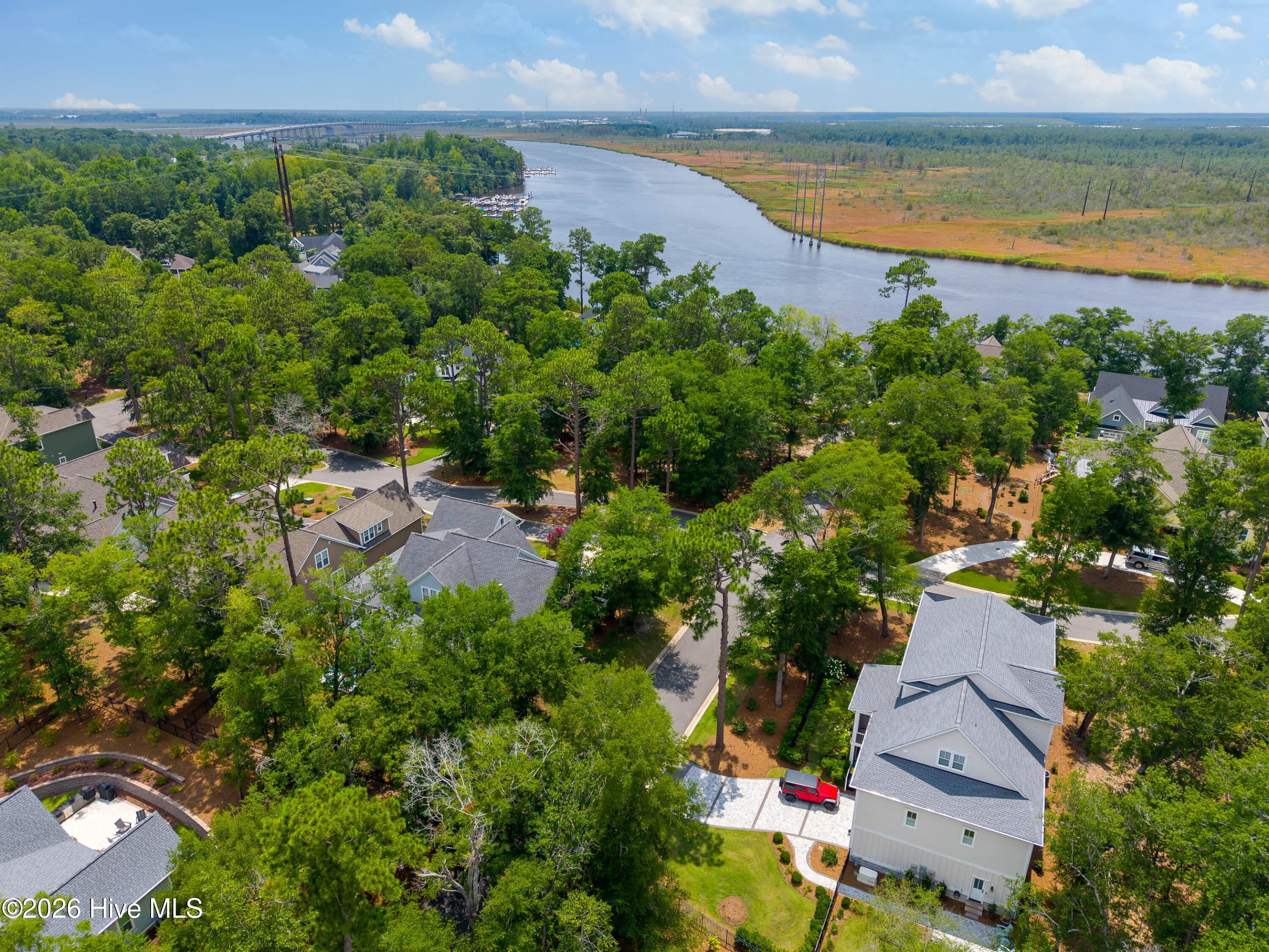 3627 208 White Cliffs Drive Property Photo 23