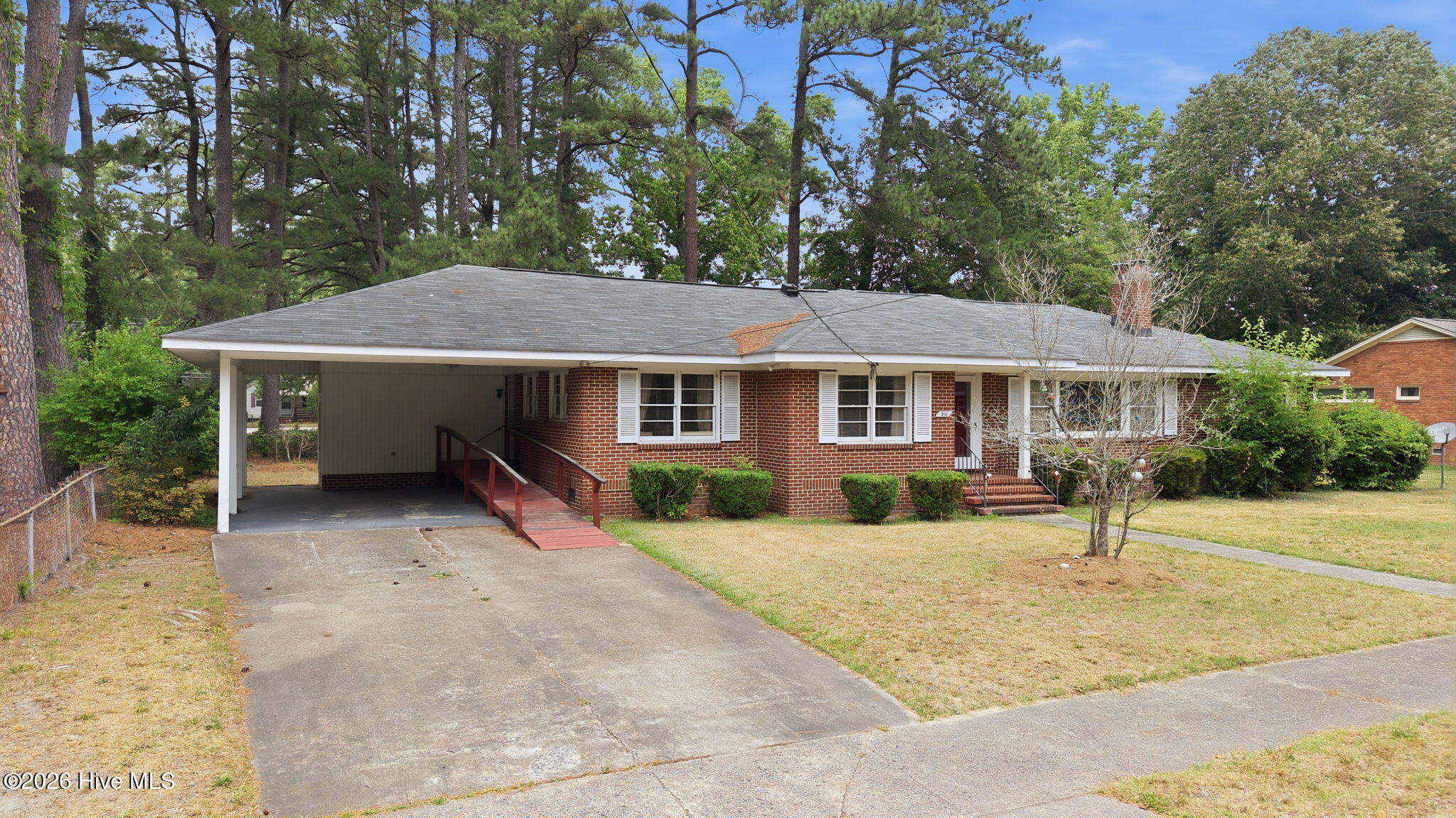 918 Shepard Drive Property Photo 3