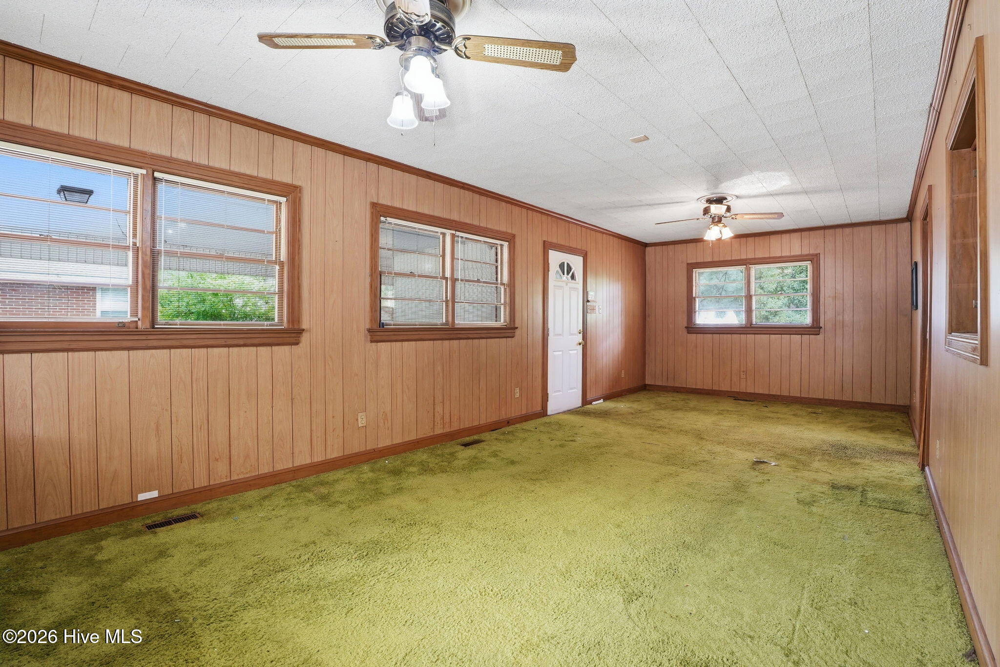 918 Shepard Drive Property Photo 9