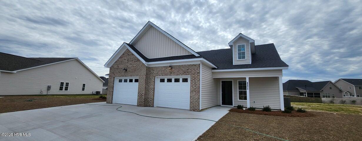 812 Sarah Rebecca Drive B Property Photo 1