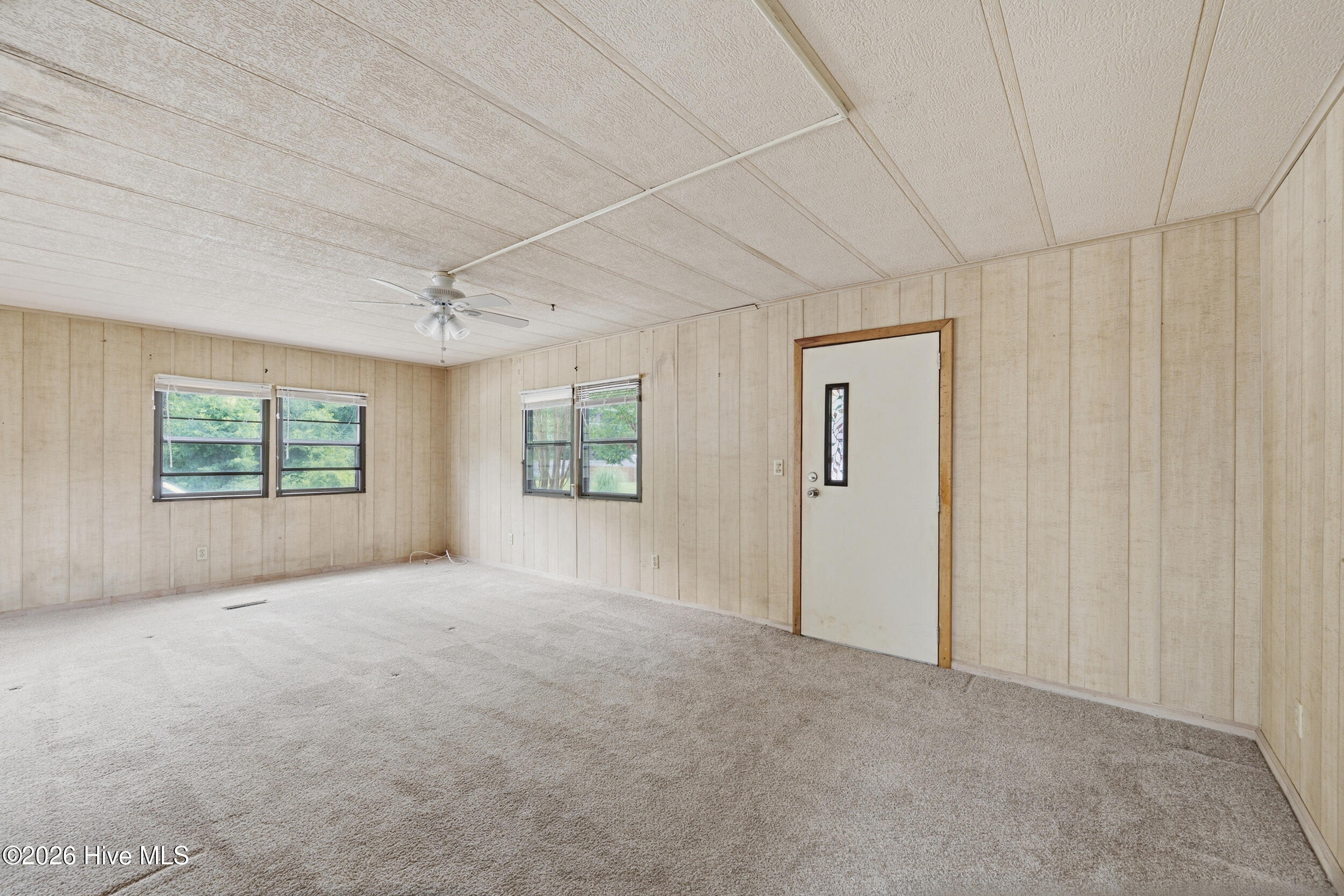 619 Sirius Drive Property Photo 2