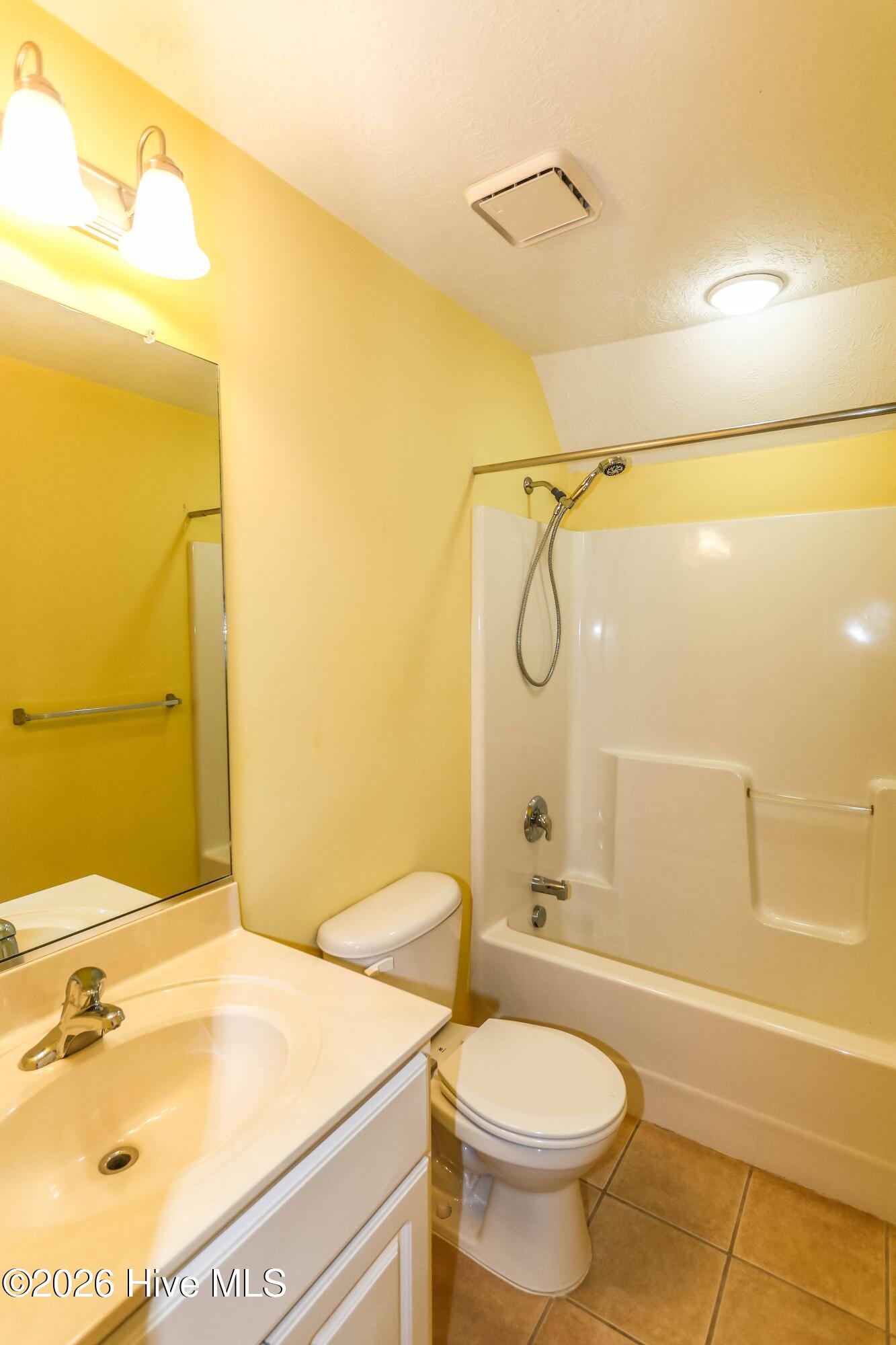 547 Great Falls Property Photo 20