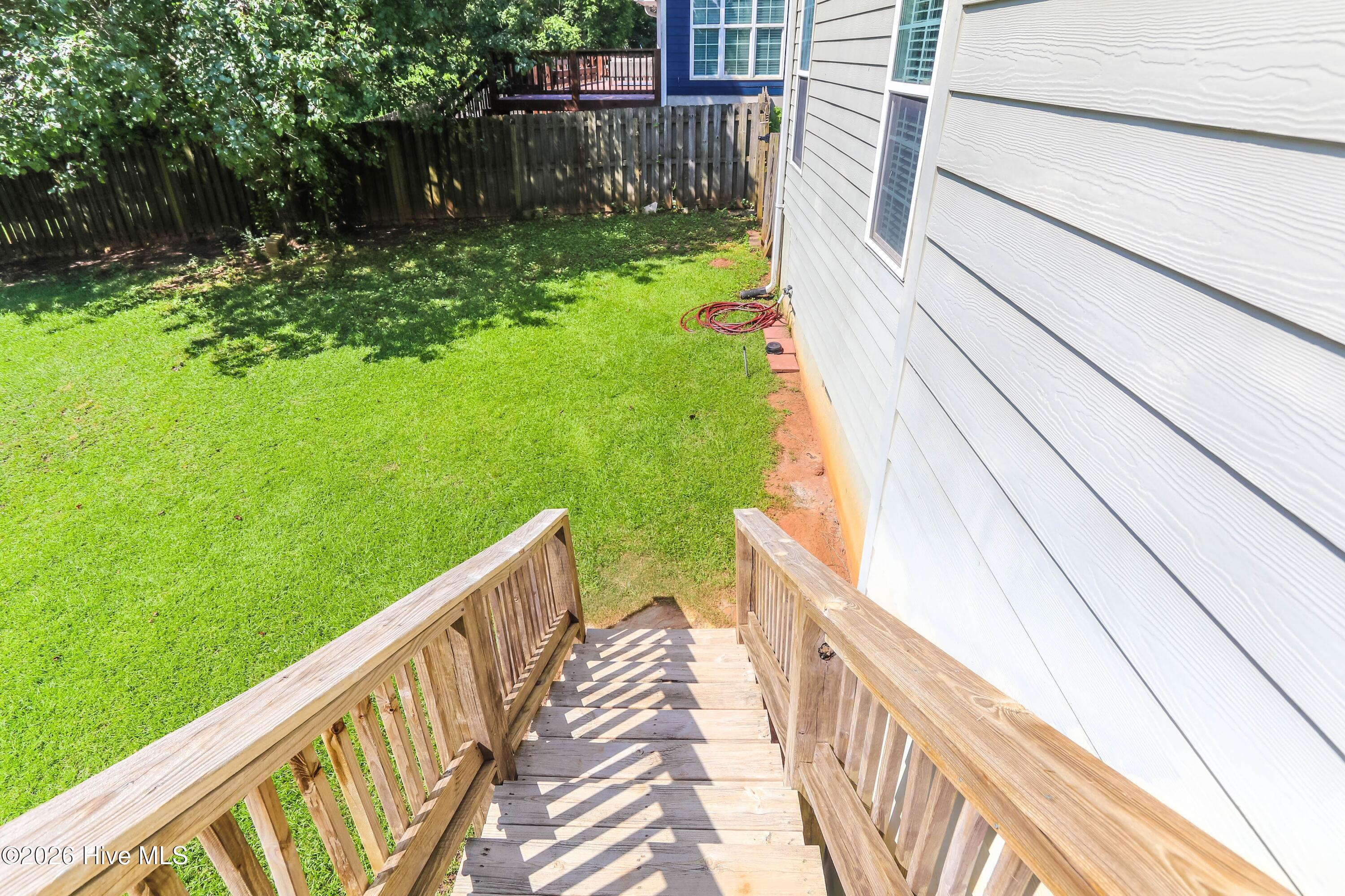 547 Great Falls Property Photo 26