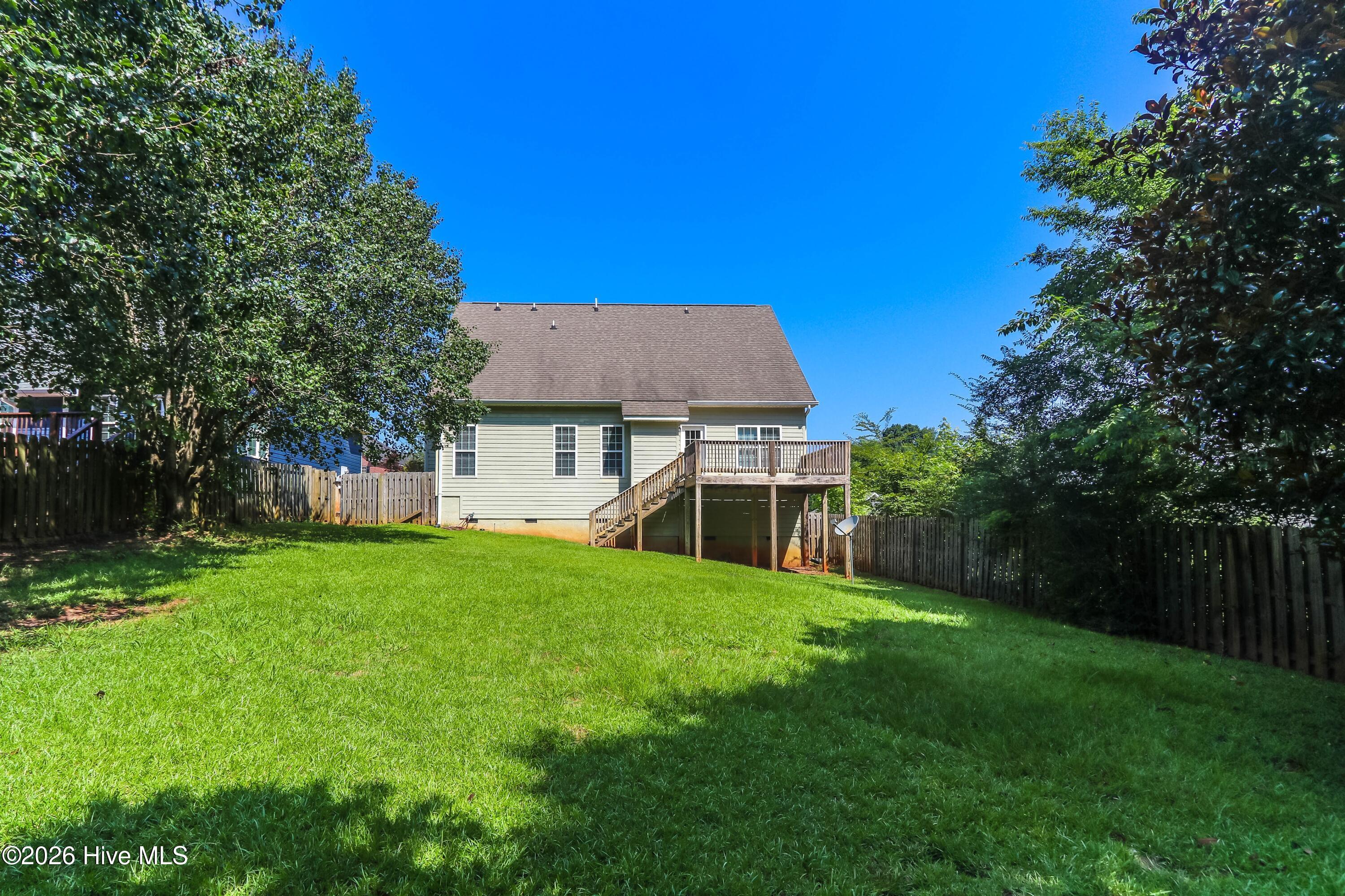 547 Great Falls Property Photo 27